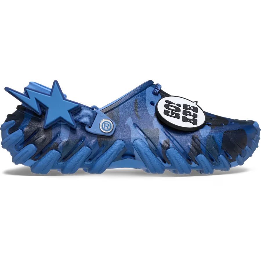 000000_BAPE-x-Crocs-Echo-RO-Clog_Blue-Camo_213140-4SN_img3