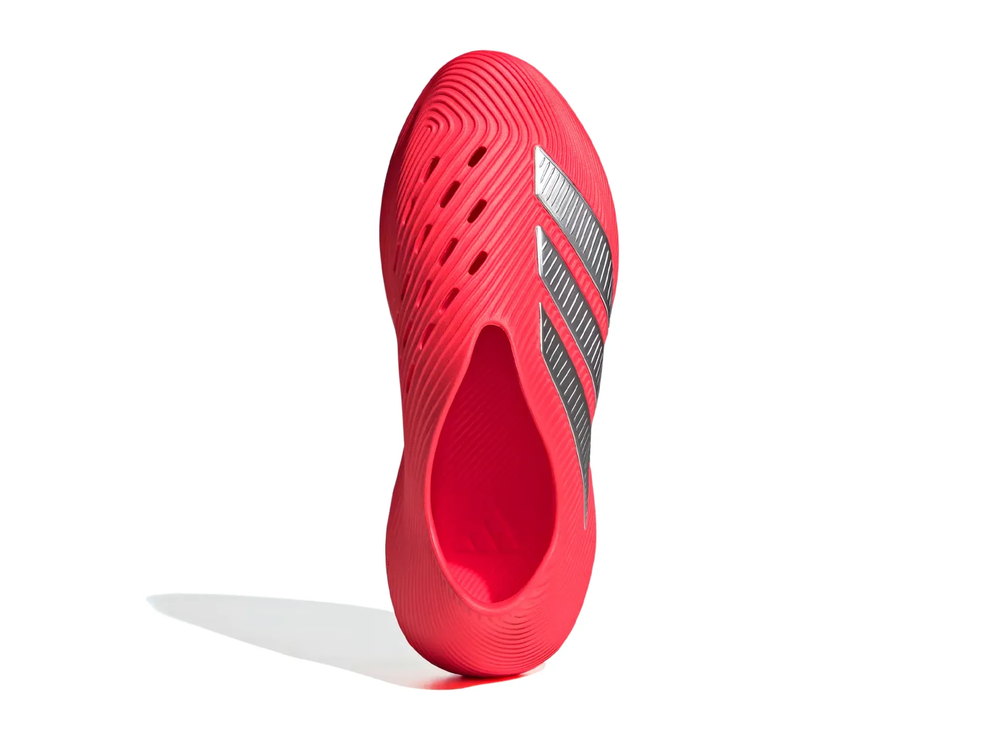000000_adidas-Purechill-Slide_Lucid-Red-Matte-Silver_KI0070_img3