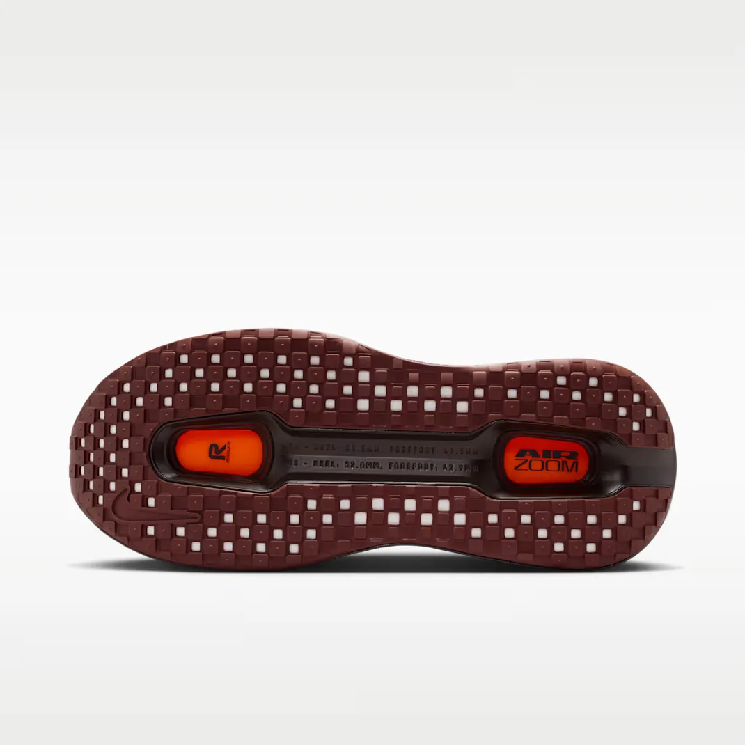 000000_Renegade-x-Nike-Vomero-Premium_Brown-Basalt_IQ7314-200_img1