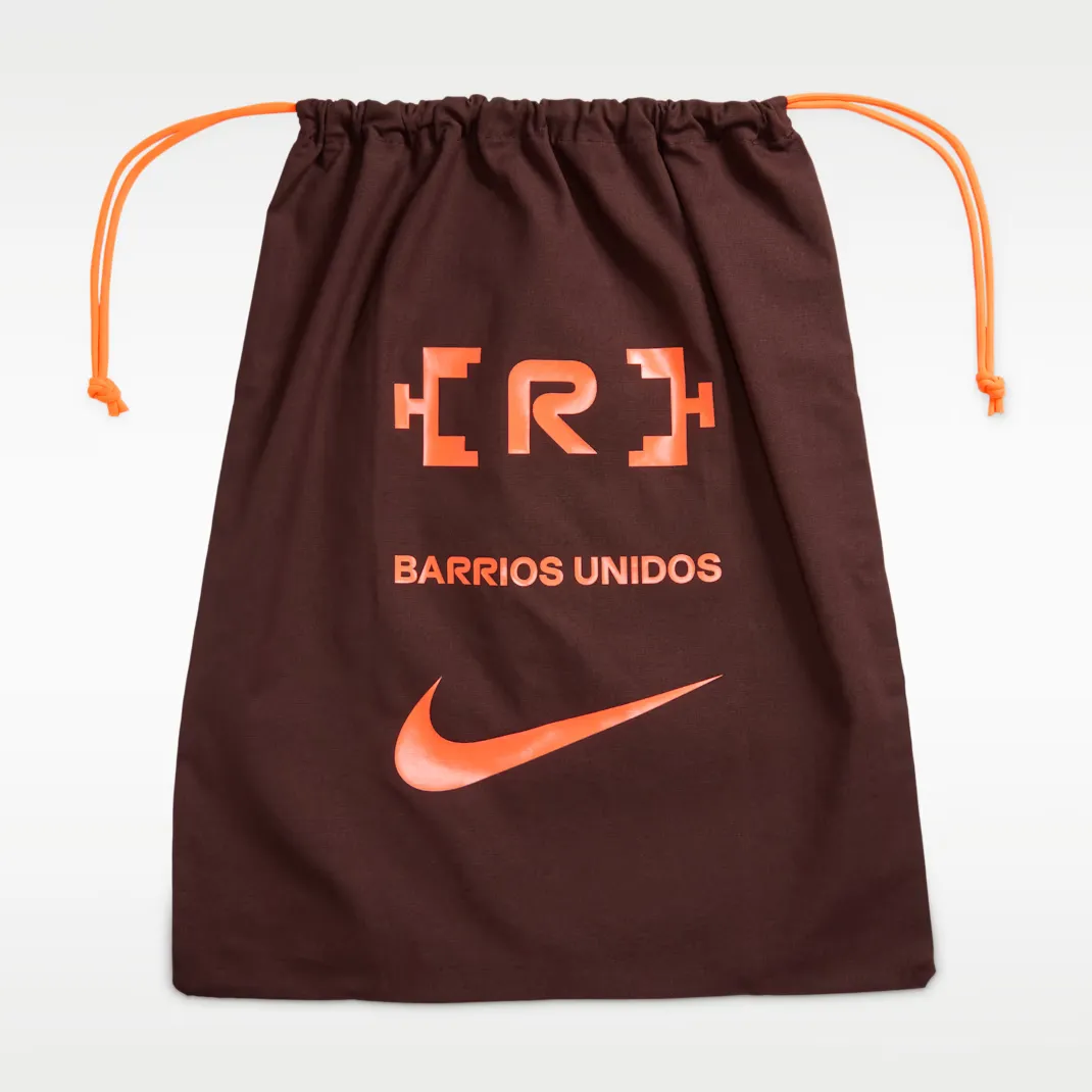 000000_Renegade-x-Nike-Vomero-Premium_Brown-Basalt_IQ7314-200_img10