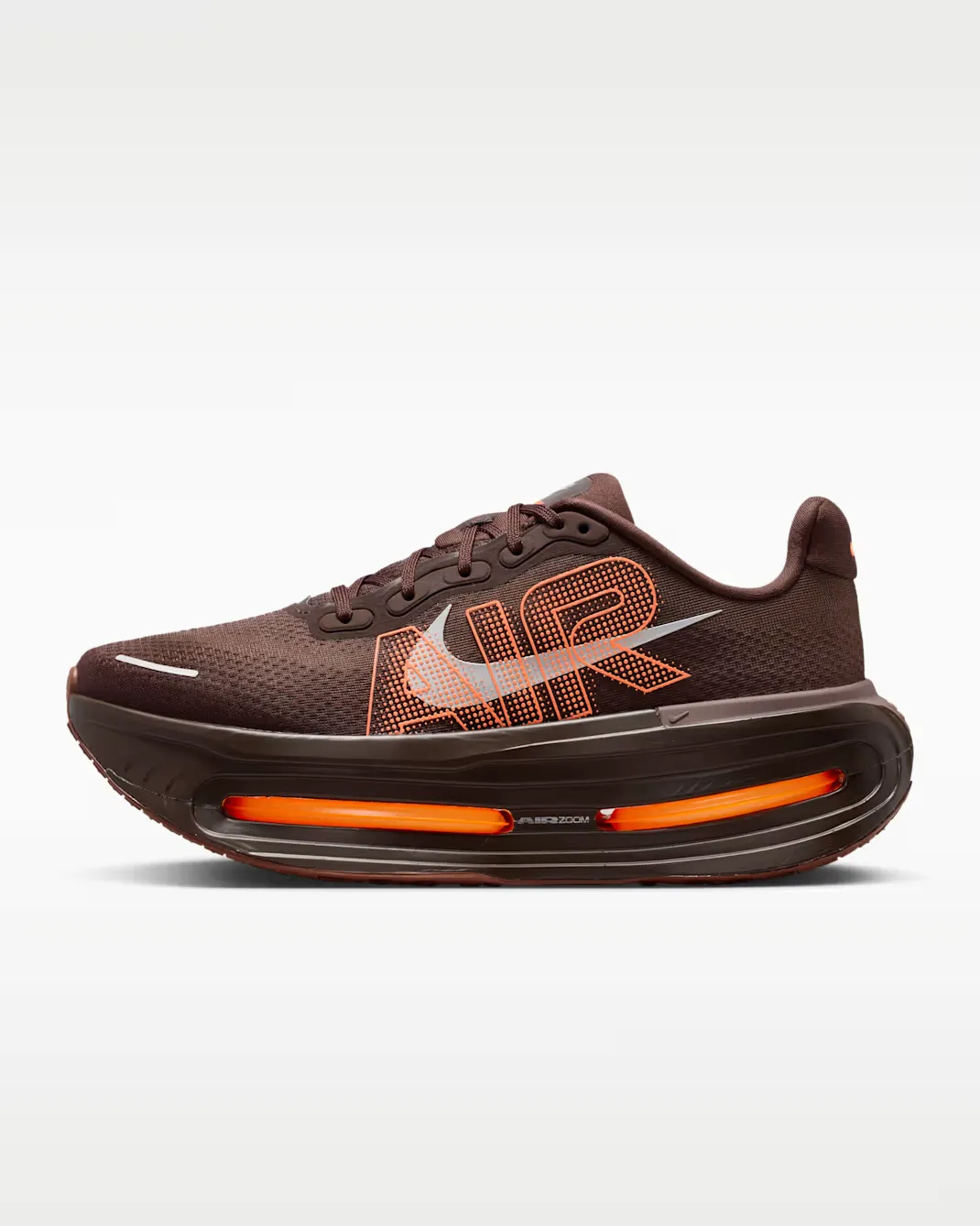 000000_Renegade-x-Nike-Vomero-Premium_Brown-Basalt_IQ7314-200_img12
