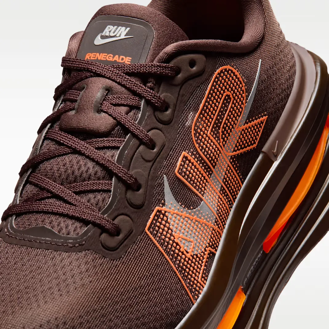 000000_Renegade-x-Nike-Vomero-Premium_Brown-Basalt_IQ7314-200_img6