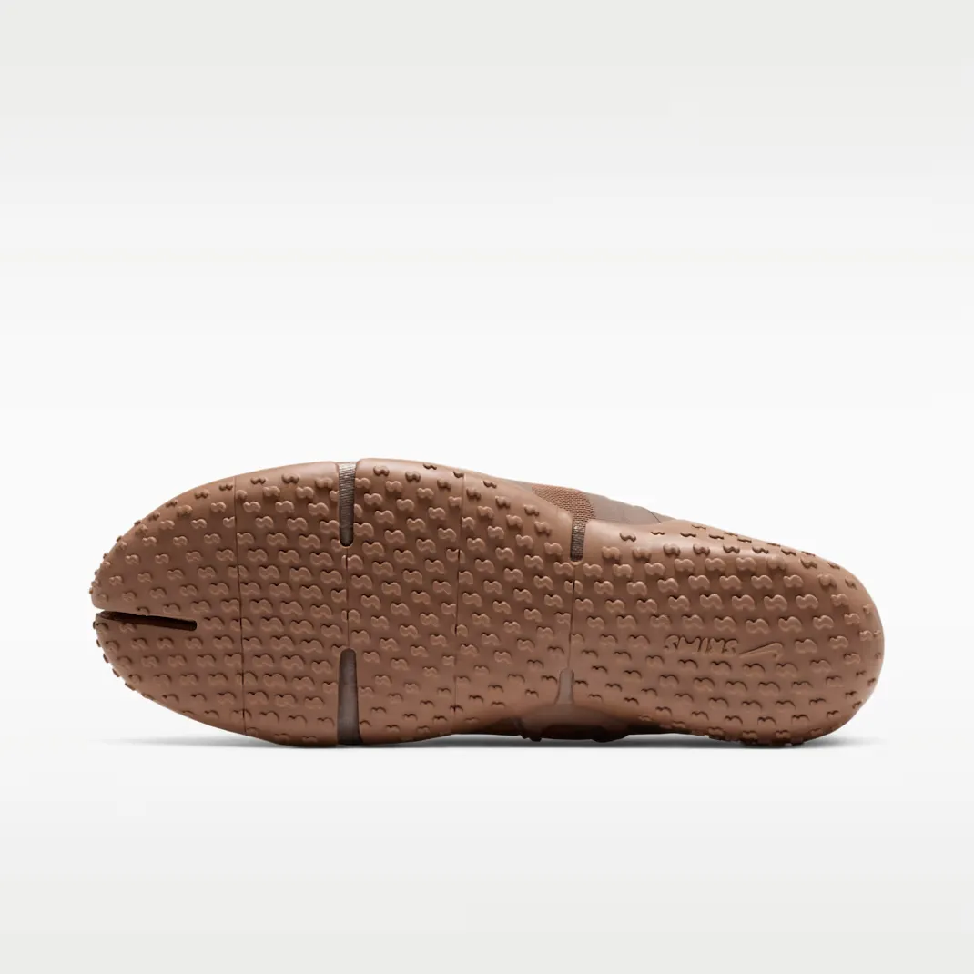 000000_NikeSKIMS-Rift-Mesh-WMNS_Archaeo-Brown_IO7694-201_img1