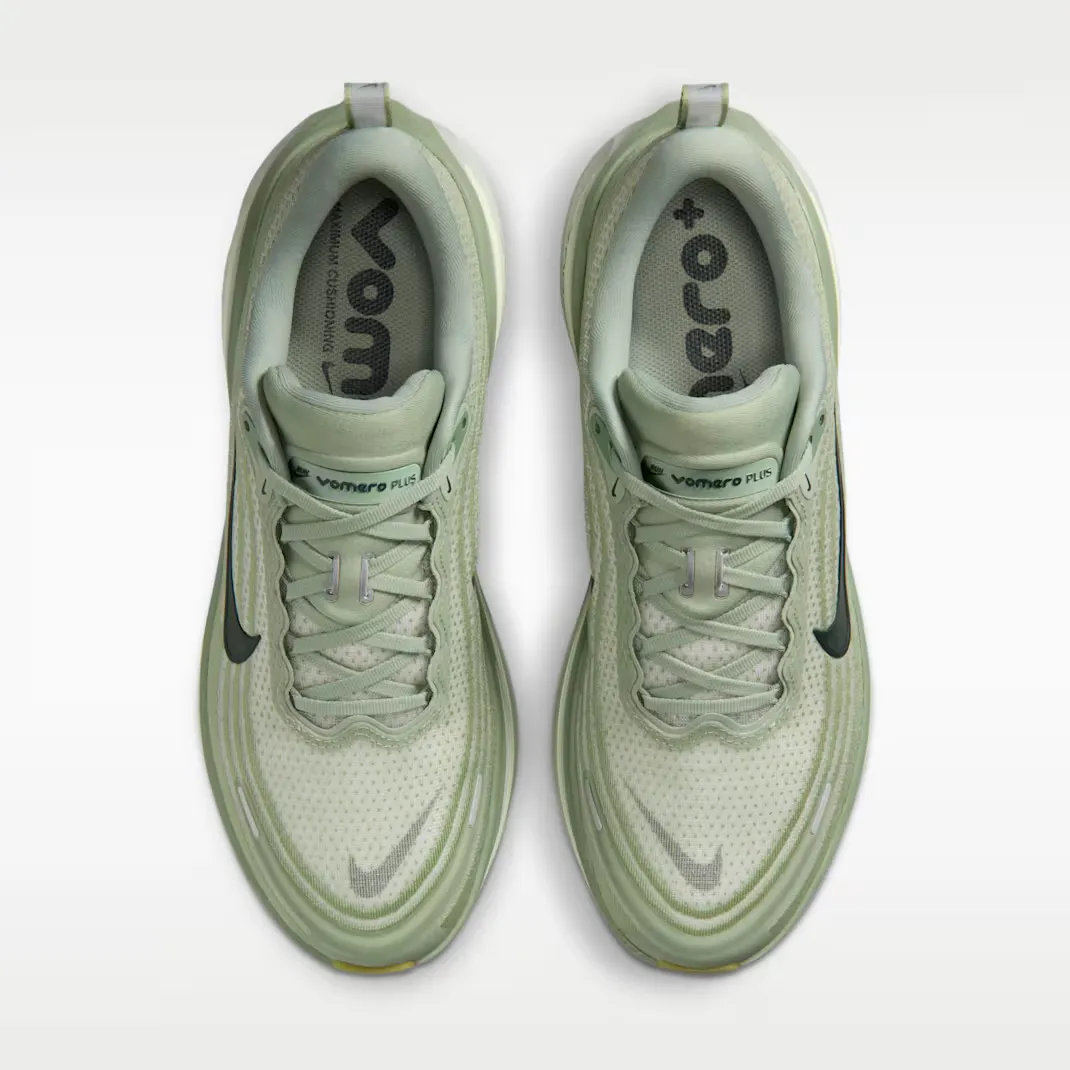 000000_Nike-Vomero-Plus_Jade-Horizon_HV8150-301_img3