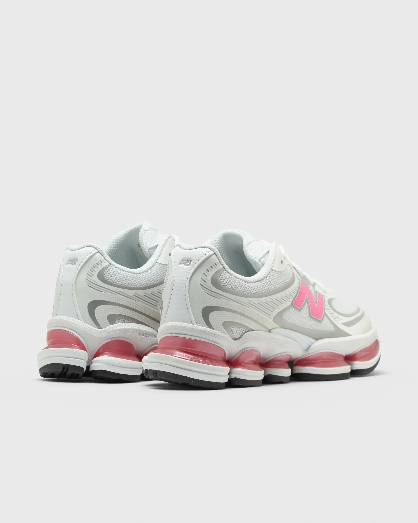000000_New-Balance-2000-WMNS_White-Pink-Heat_U20007MM_img3