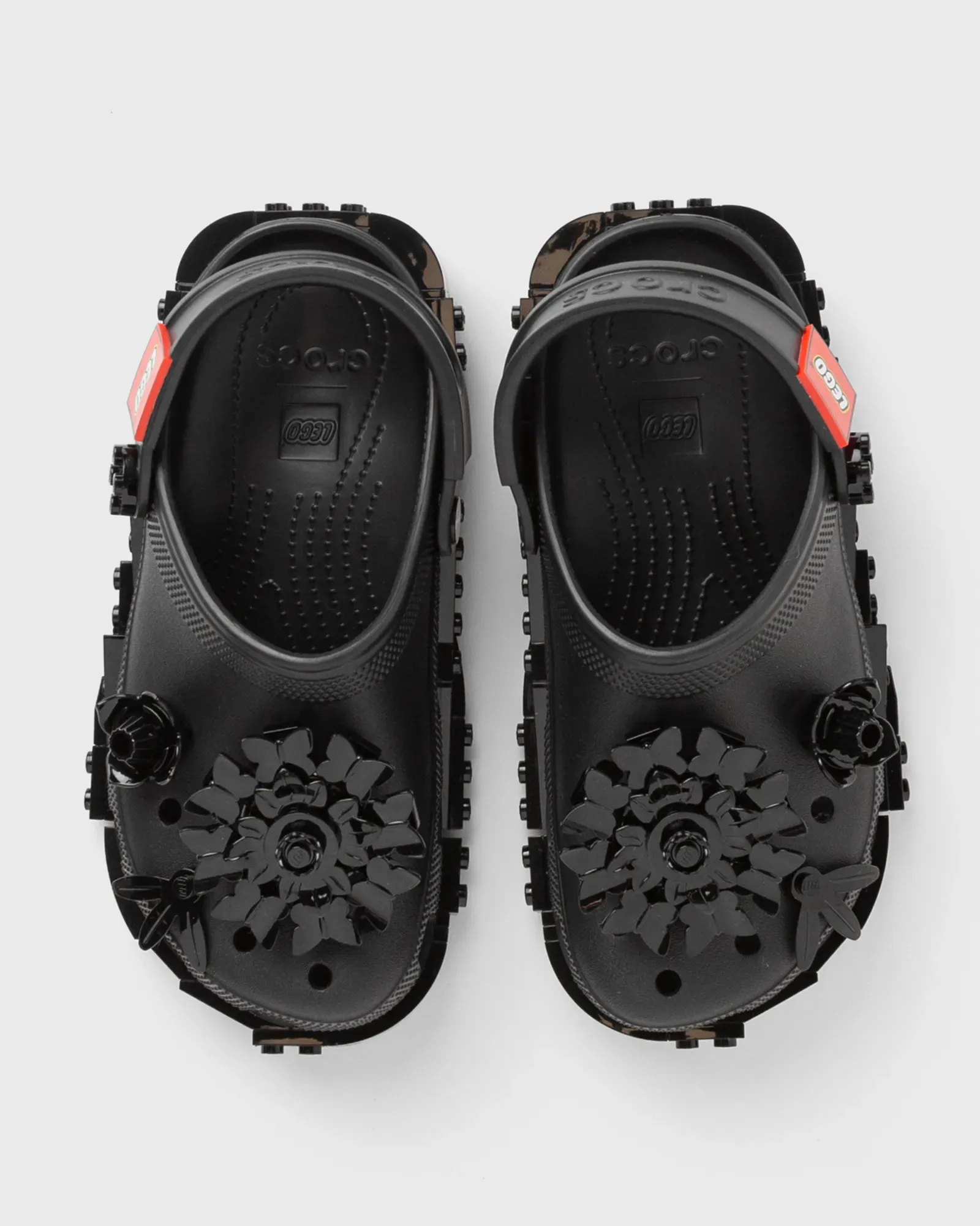 000000_Crocs-x-LEGO-4LW-Botanicals-Clog_Black_212982-90H_img4