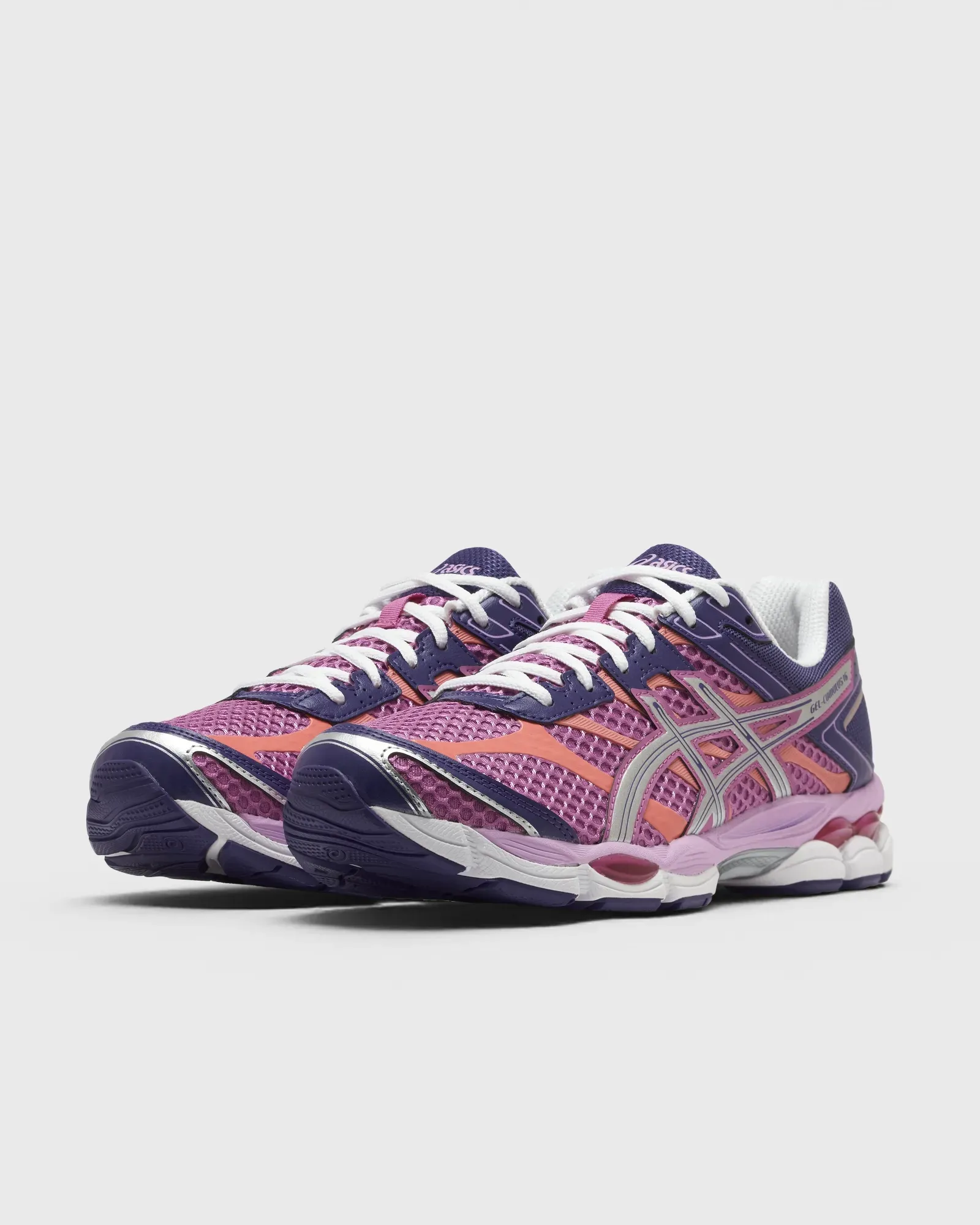 000000_Asics-Gel-Cumulus-16_Digital-Sakura_1203A733-700_img1