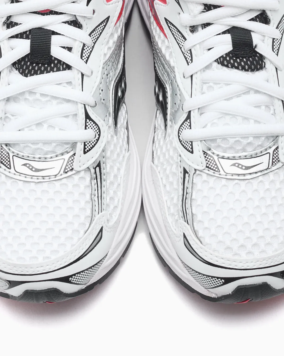000000_Saucony-ProGrid-Omni-9_White-Red_S70739-55_img6