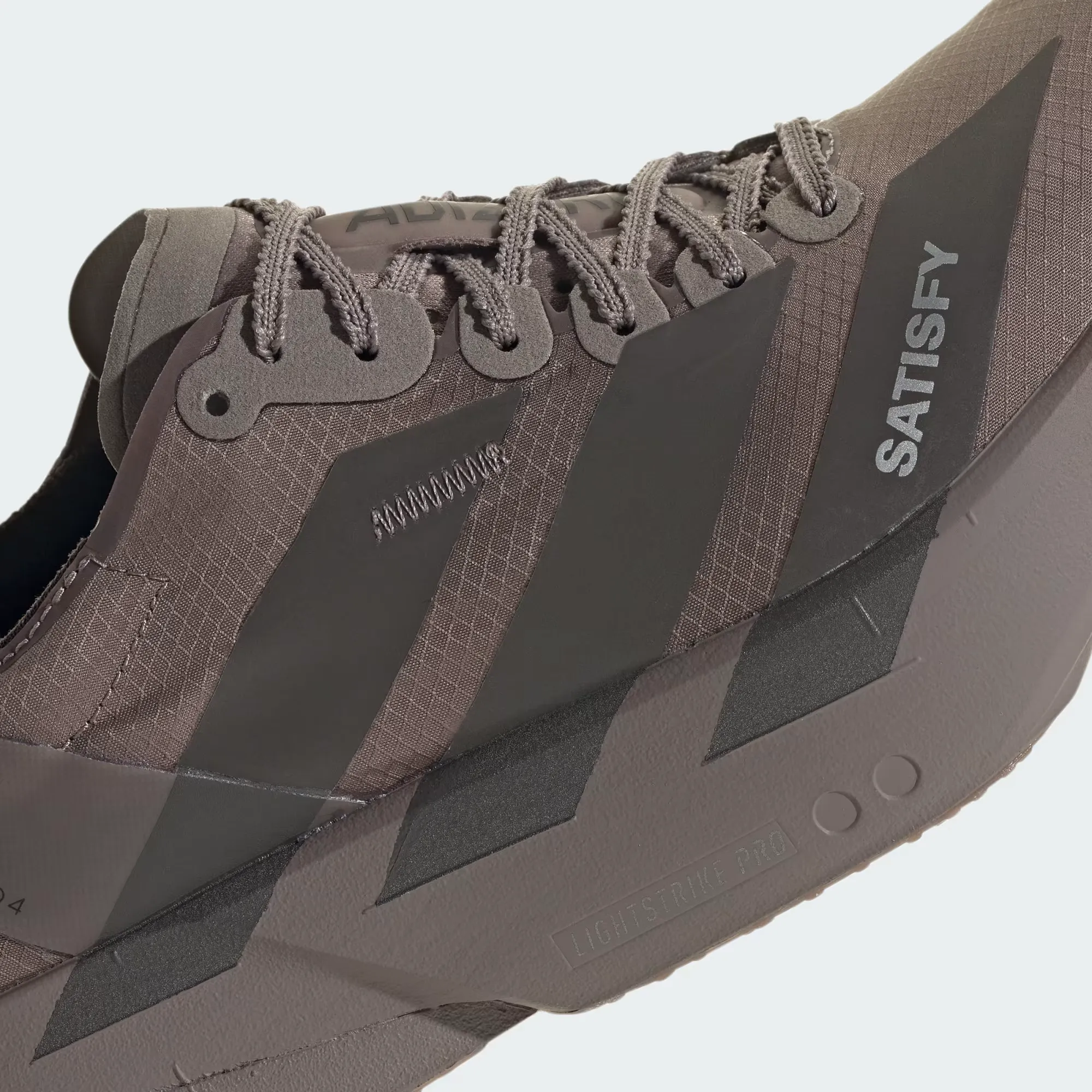 000000_Satisfy-x-adidas-Adizero-Adios-Pro-4_Tech-Earth-Aurora-Coffee_KH8442_img12