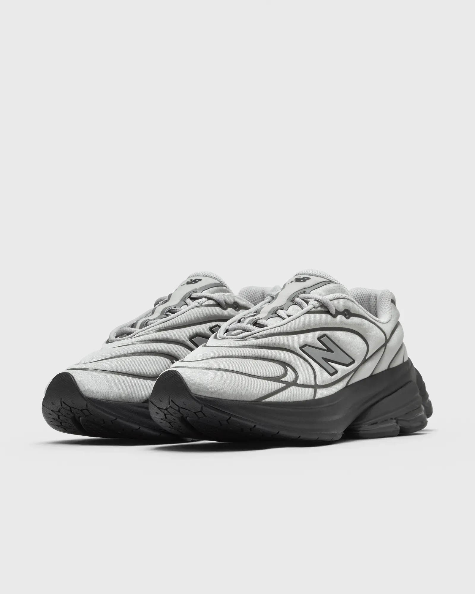 000000_New-Balance-5030_Grey-Black_U50303L3_img1
