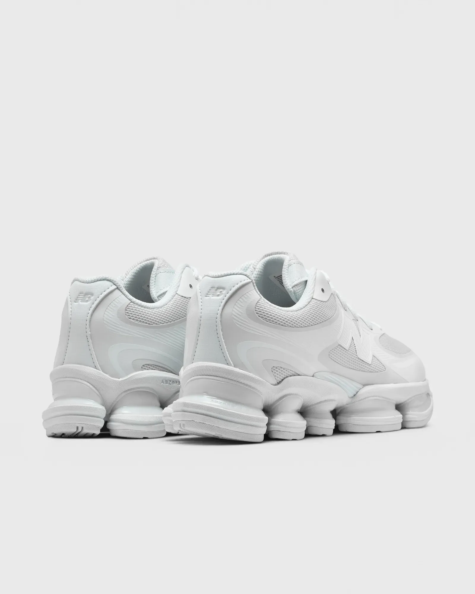 000000_New-Balance-ABZORB-2000_White_U20008QM_img3