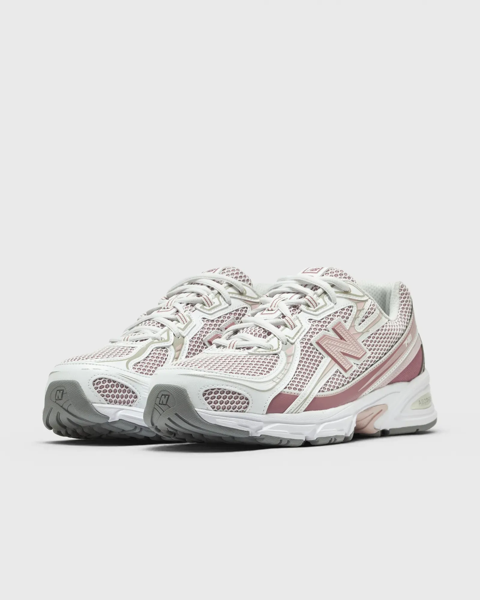 000000_New-Balance-740v2_Purple-White_U74078Z_img1