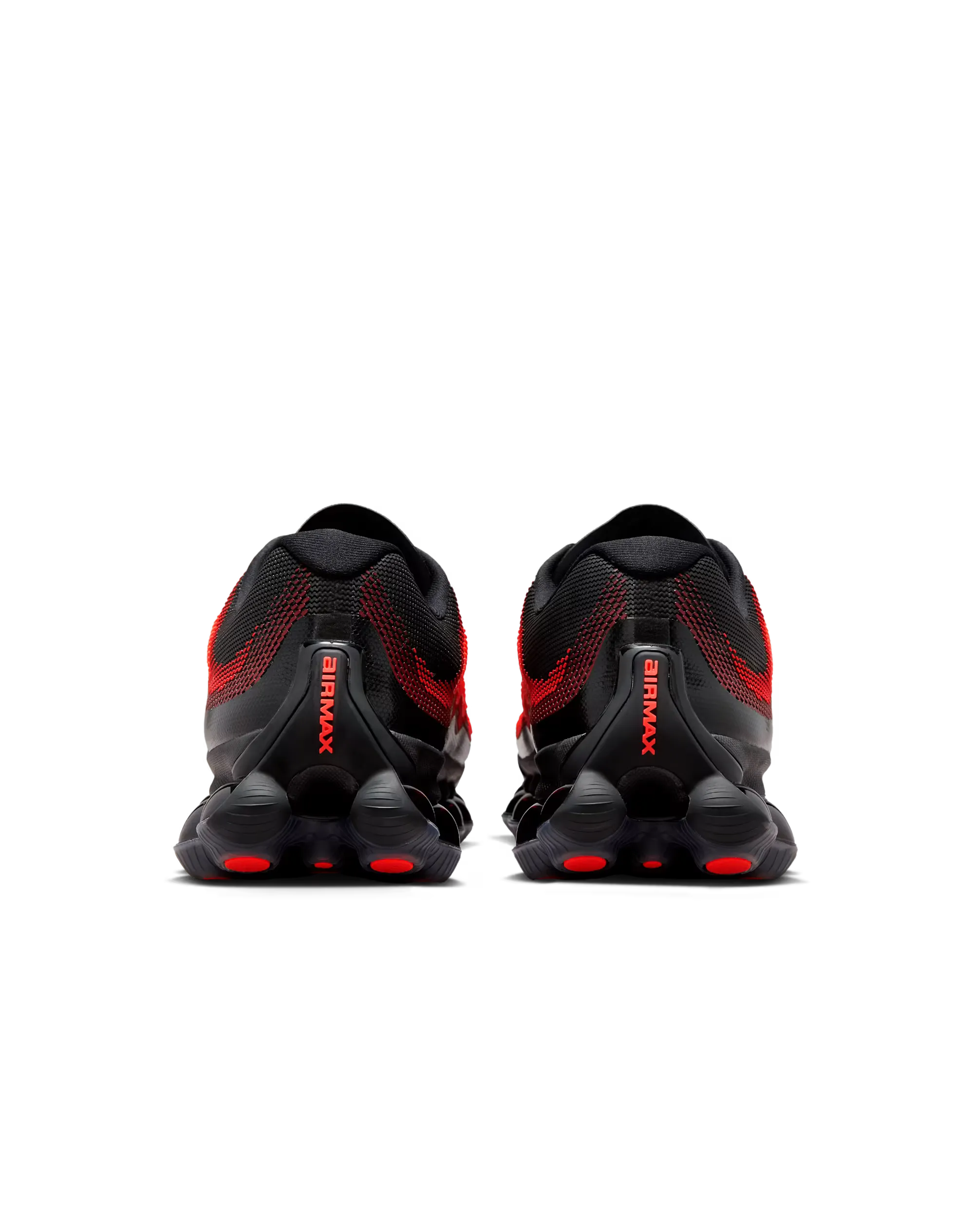 000000_Nike-Air-Liquid-Max_Bright-Crimson-Fire-Red_IQ7634-002_img4