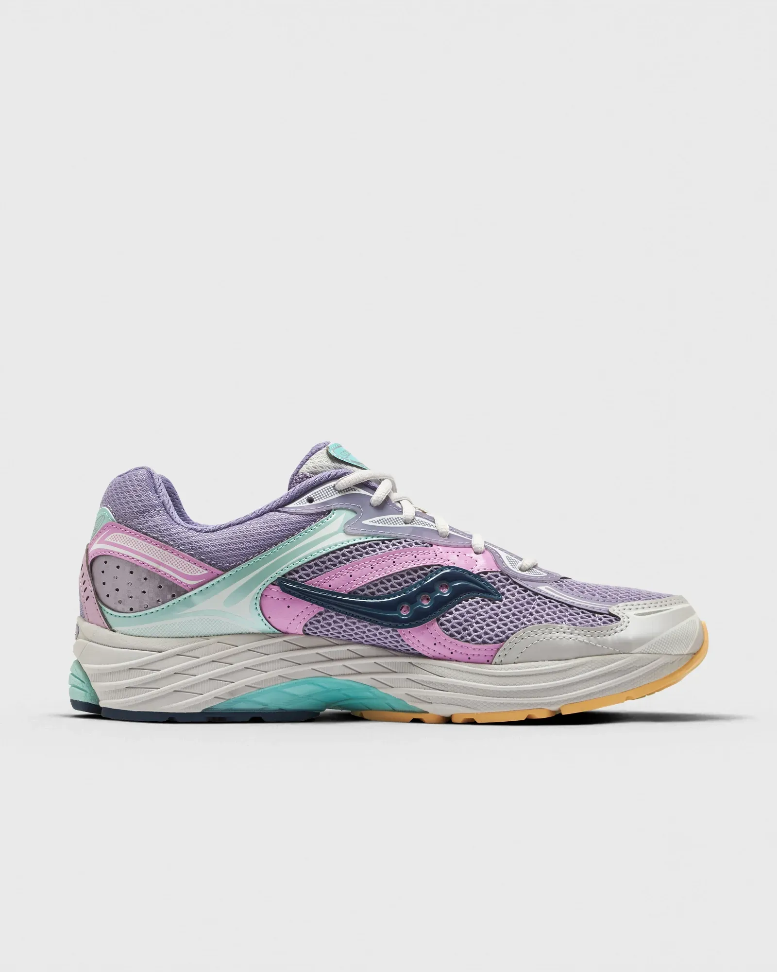 000000_Saucony-ProGrid-Omni-9_Wisteria_S71034-2_img2