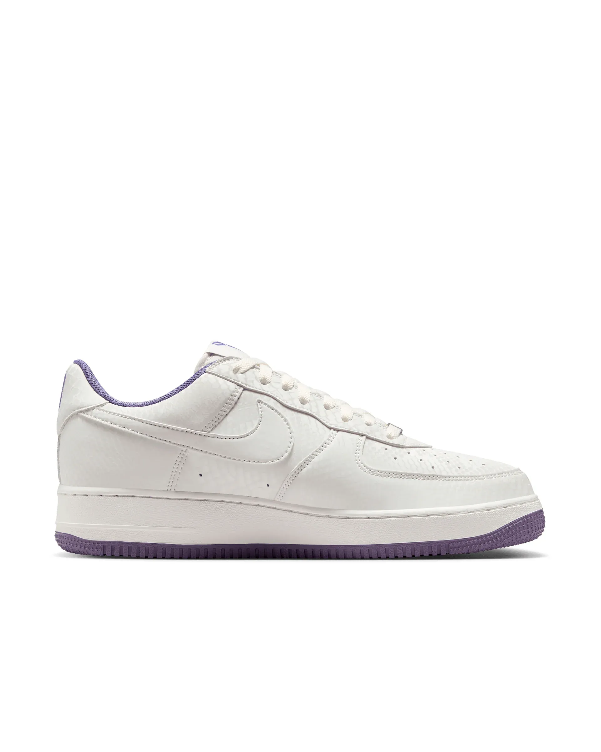 000000_Nike-x-Kobe-Bryant-Air-Force-1-Low_Daybreak_IB0018-102_img0