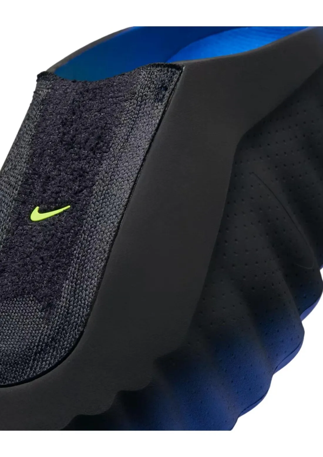 000000_Nike-Mind-001-Flyknit_Hyper-Royal_IR2175-400_img3