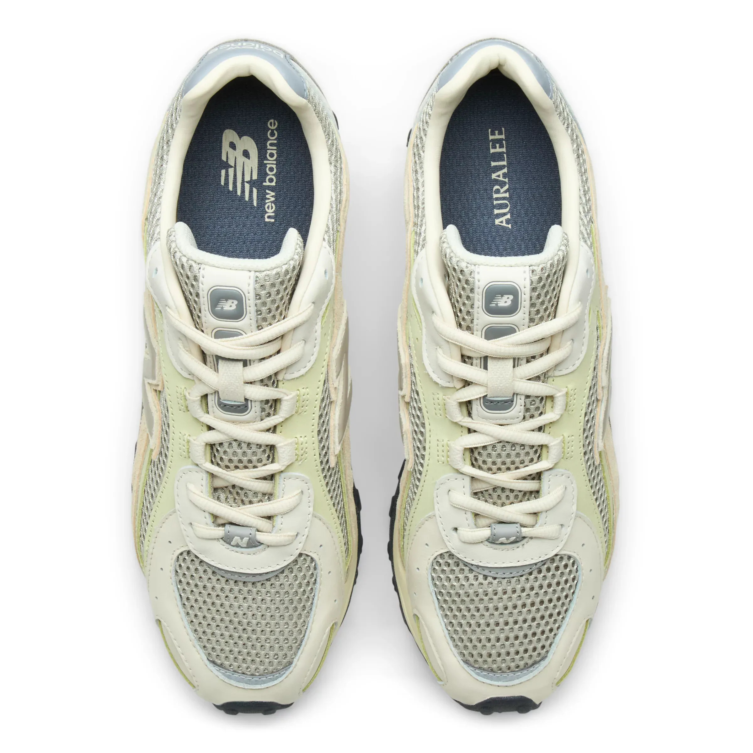 000000_AURALEE-x-New-Balance-204L_Plaza-Taupe-White-Jade_U204L7YU_img3