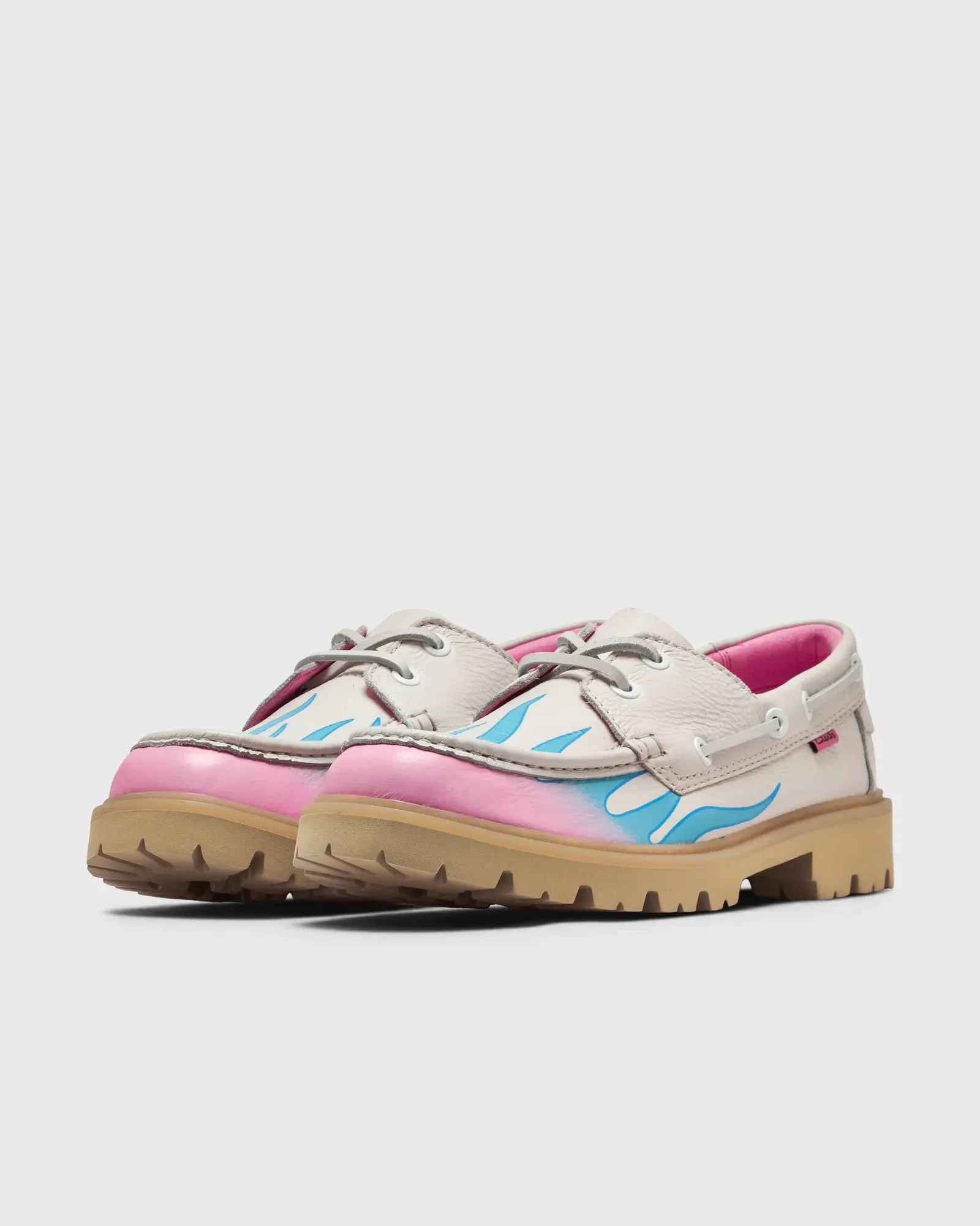 000000_Clarks-x-Bisous-Bisous-Cleyhill-Fire_White_261895337_img1