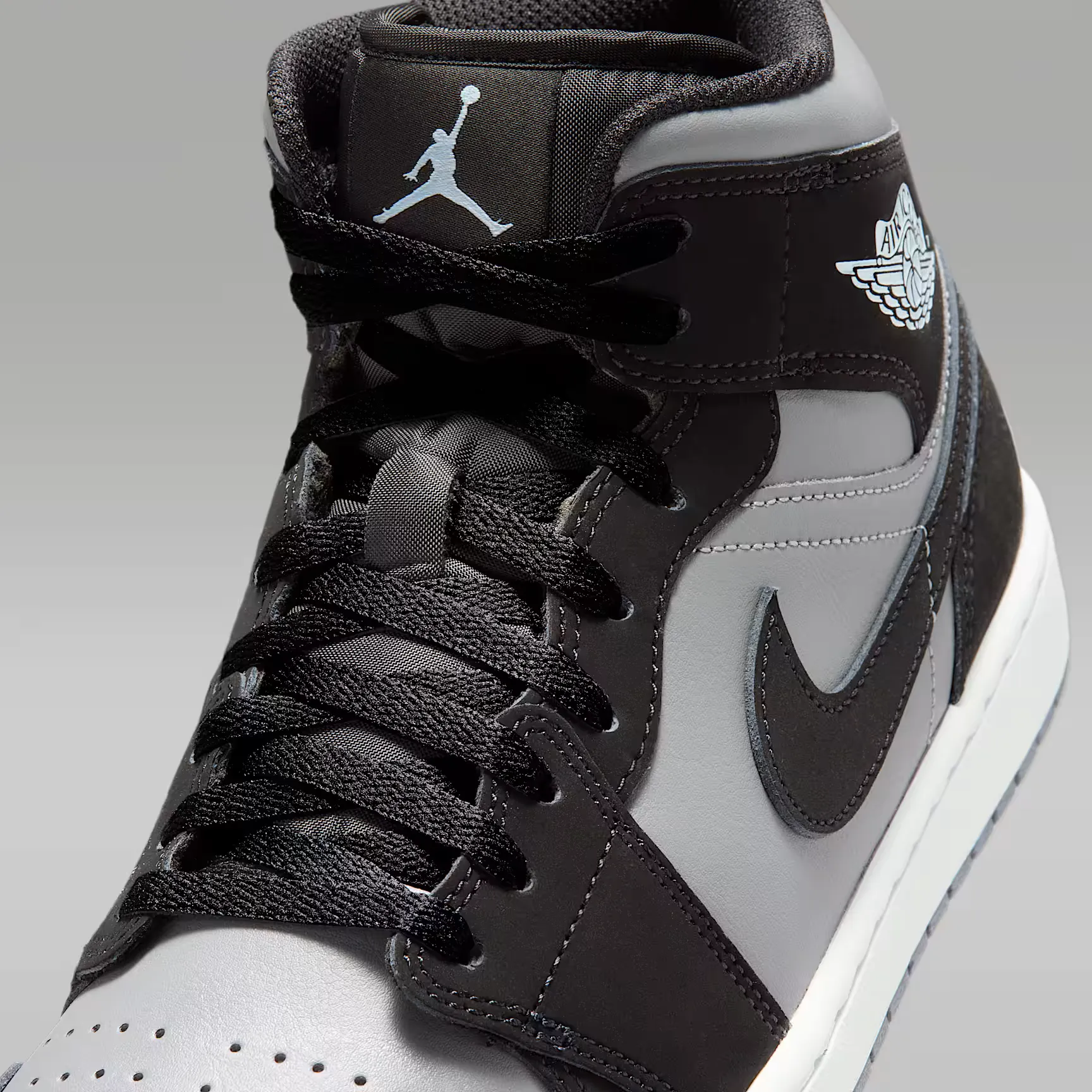 000000_Air-Jordan-1-Mid_Black-Cool-Grey_IU7672-001_img6