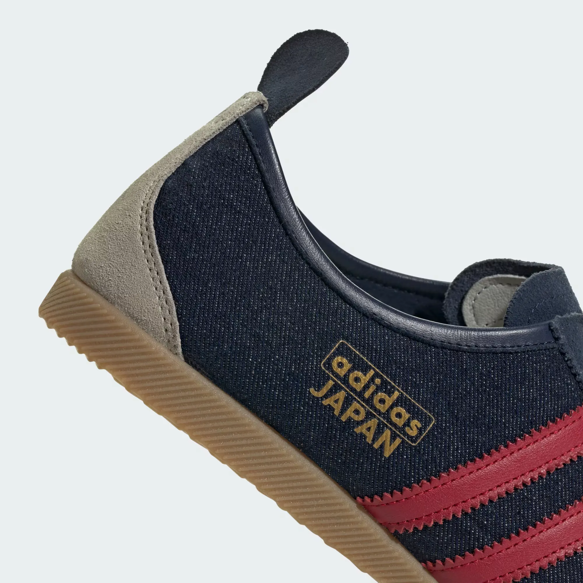 000000_adidas-Japan_Night-Indigo-Equipment-Red_KK4985_img1