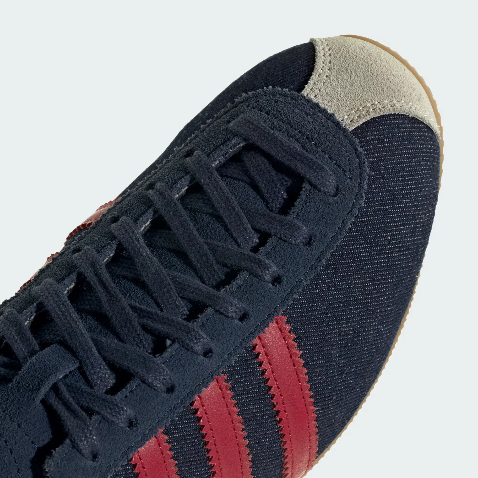 000000_adidas-Japan_Night-Indigo-Equipment-Red_KK4985_img9