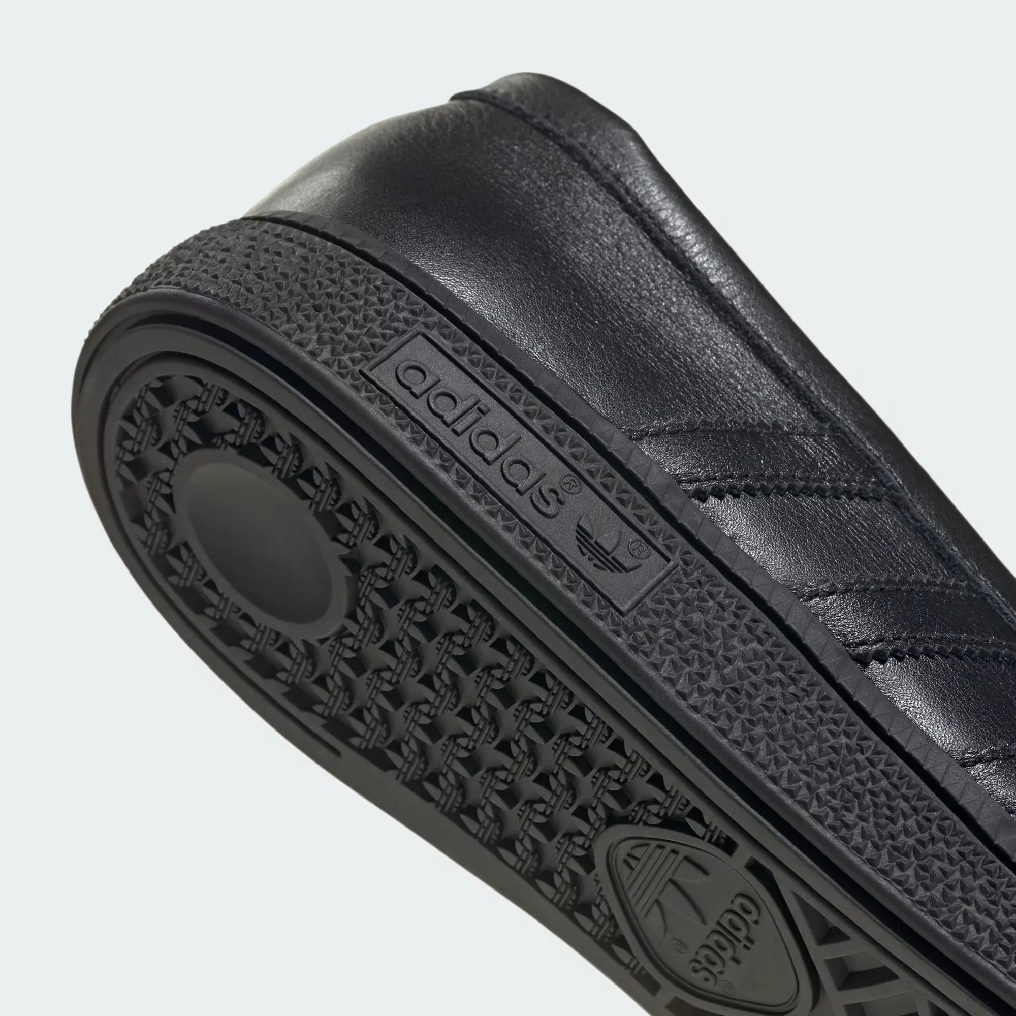 000000_adidas-Handball-Spezial-Loafer_Core-Black_KJ5786_img7