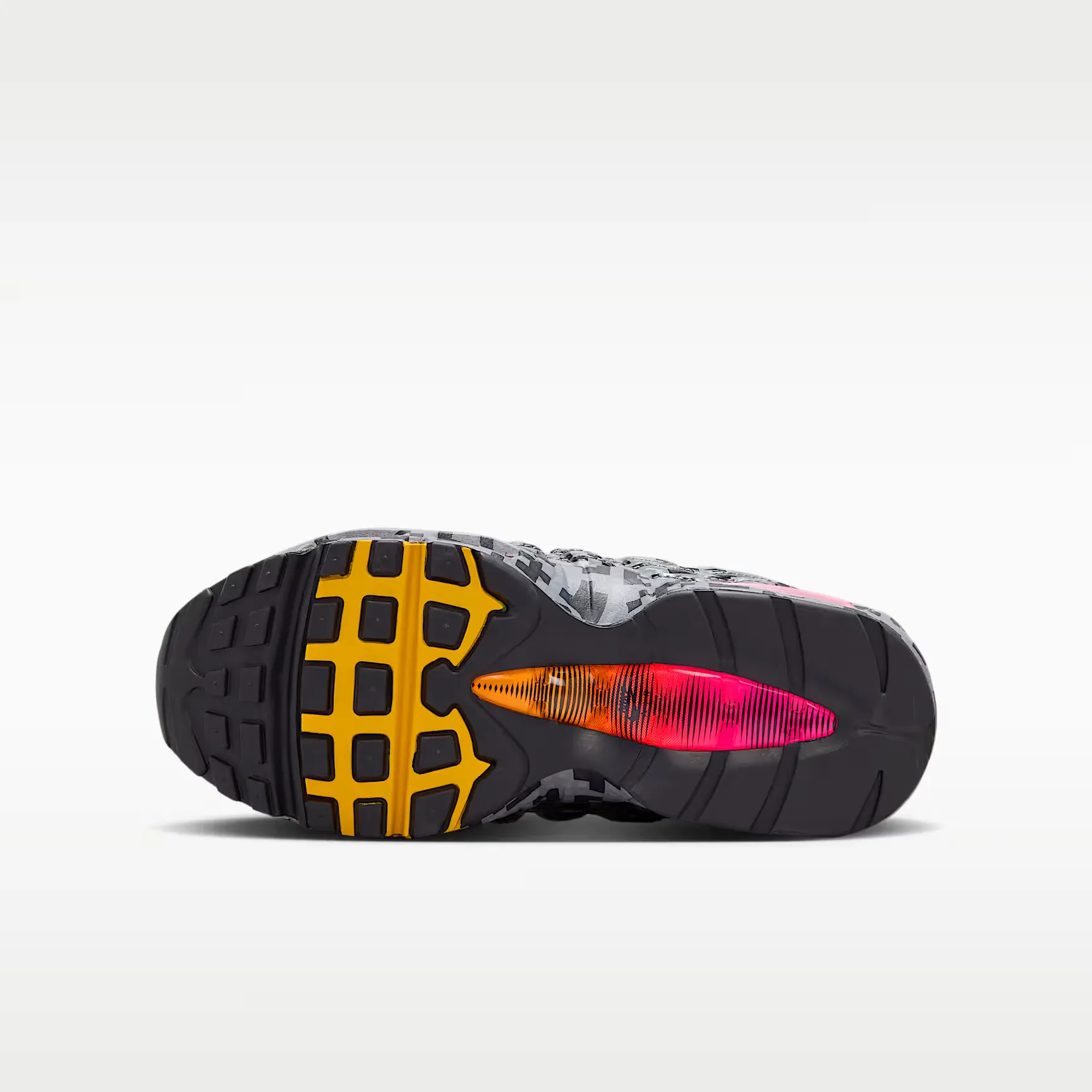 000000_Nike-Air-Max-95-x-LEGO-GS_Brick-Pixel_IO4799-001_img1