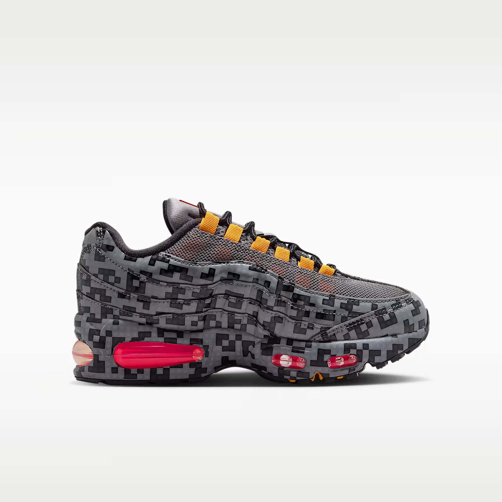 000000_Nike-Air-Max-95-x-LEGO-GS_Brick-Pixel_IO4799-001_img2