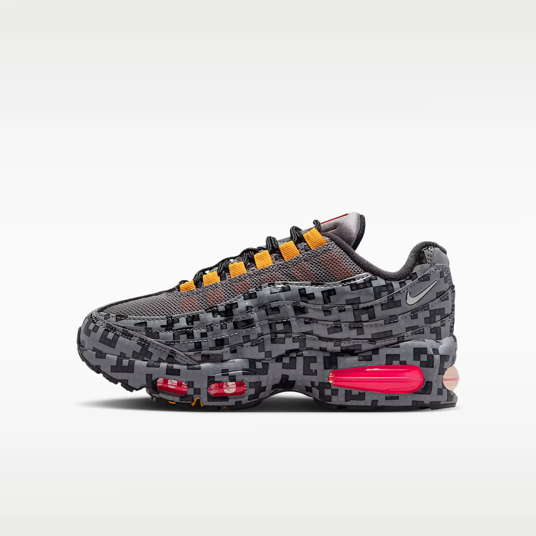 000000_Nike-Air-Max-95-x-LEGO-GS_Brick-Pixel_IO4799-001_img0