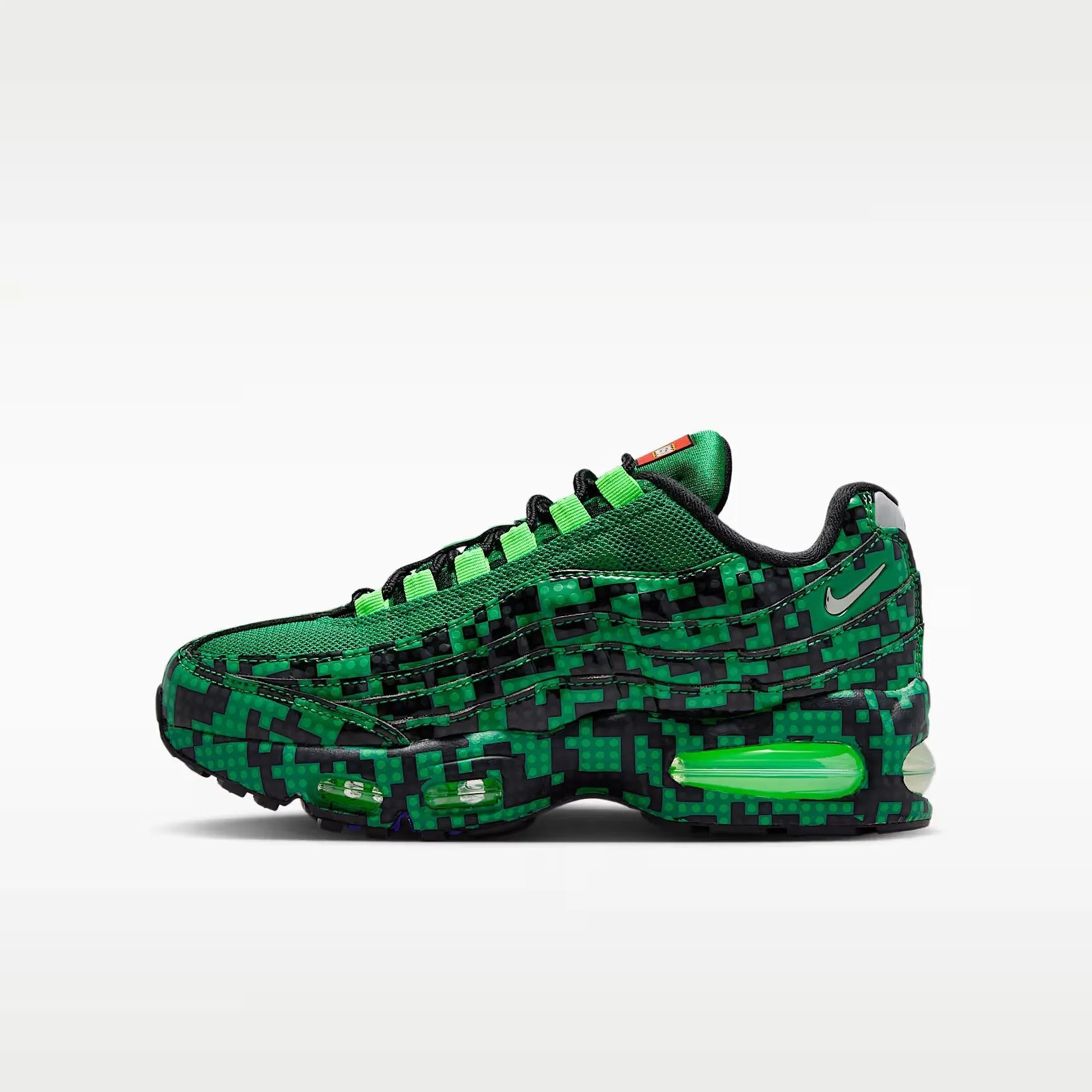 000000_Nike-Air-Max-95-GS_Lucky-Green_IO4799-300_img0