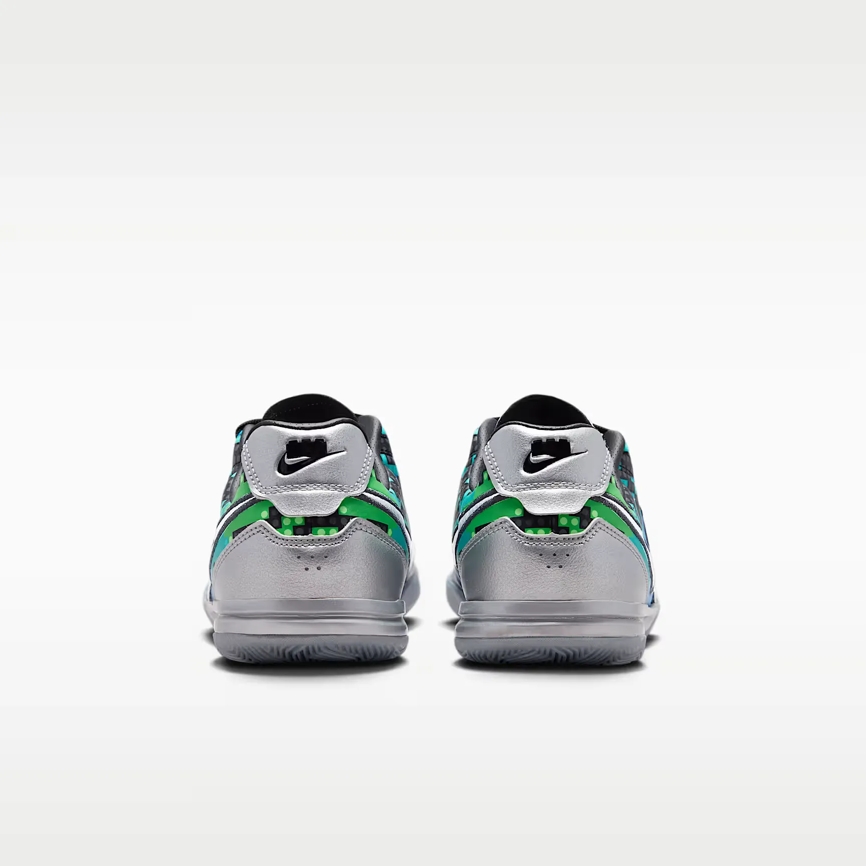 000000_Nike-Jr.-Streetgato-x-LEGO-GS_Brick-Pixel_IO2390-001_img5