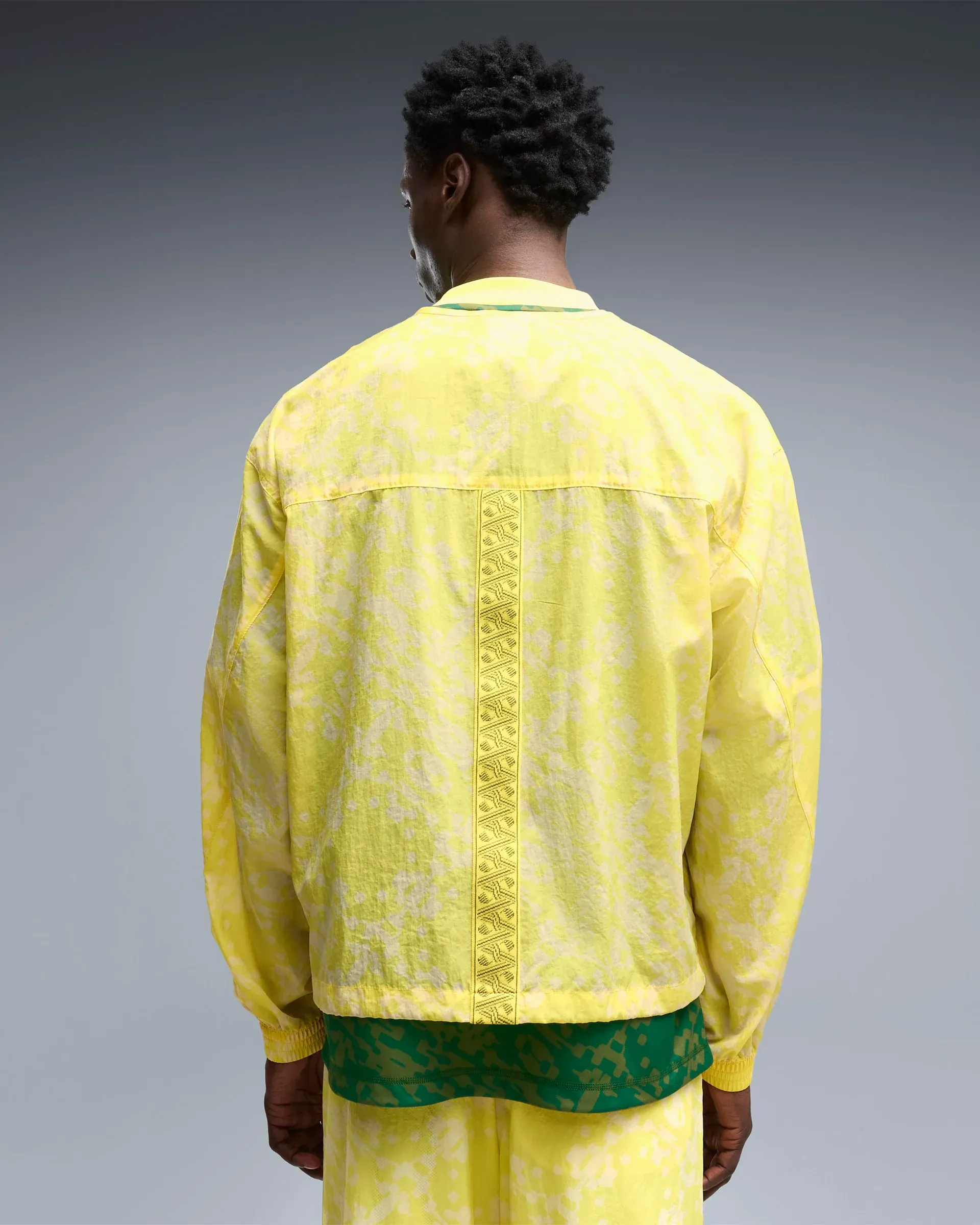 000000_Puma-x-Salehe-Bembury-x-Senegal-King-Logo-Relaxed-Mens-Track-Jacket_Yellow_635135-36_img3