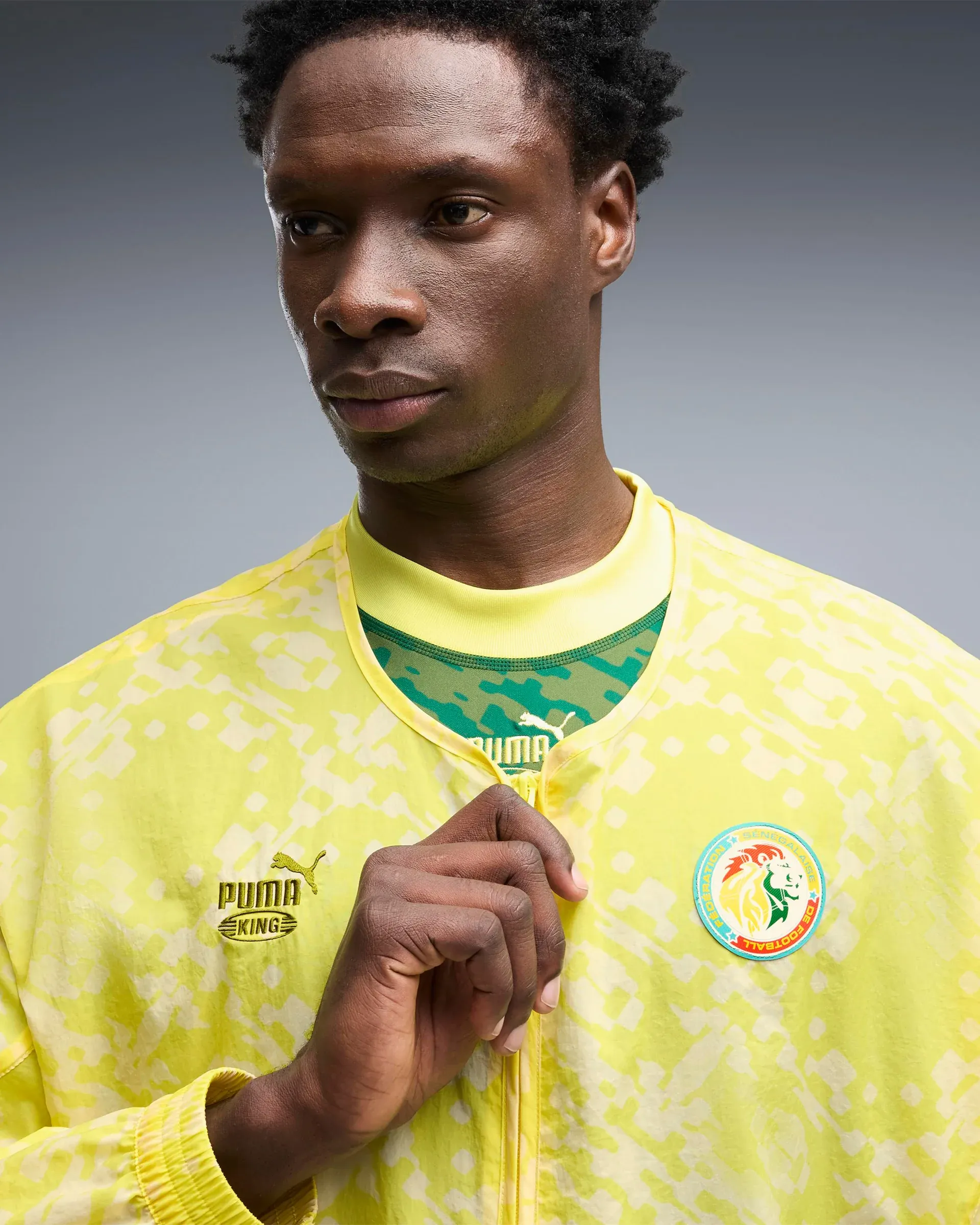 000000_Puma-x-Salehe-Bembury-x-Senegal-King-Logo-Relaxed-Mens-Track-Jacket_Yellow_635135-36_img5
