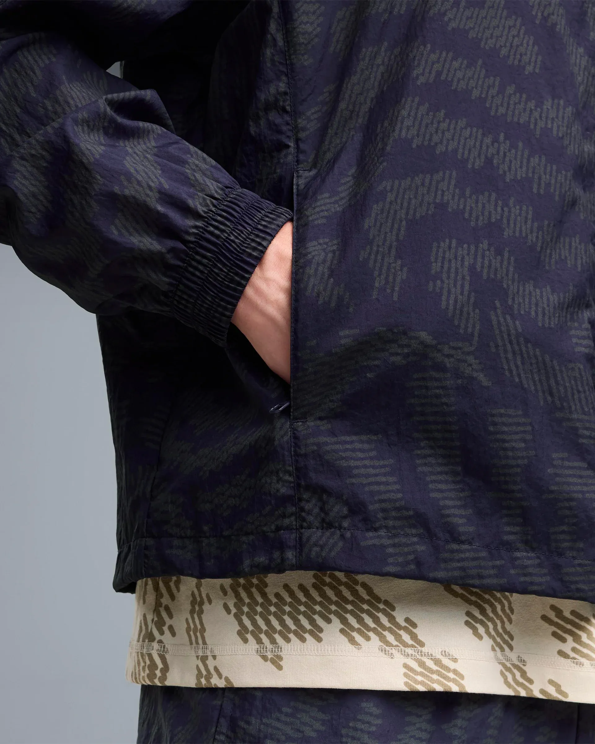 000000_Salehe-Bembury-x-Puma-x-Portugal-King-Logo-Relaxed-Track-Jacket_Deep-Plum_635099-64_img6