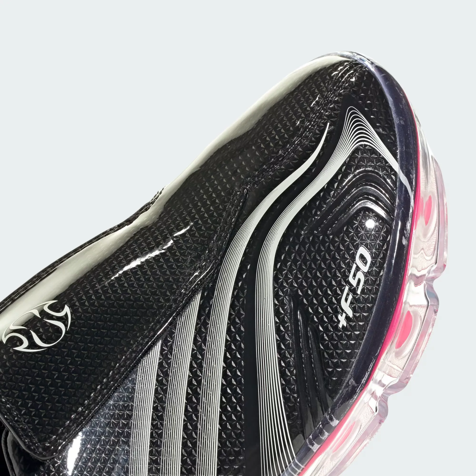 000000_adidas-F50-Adiframe-WMNS_Black-Lucid-Pink_KK0908_img7