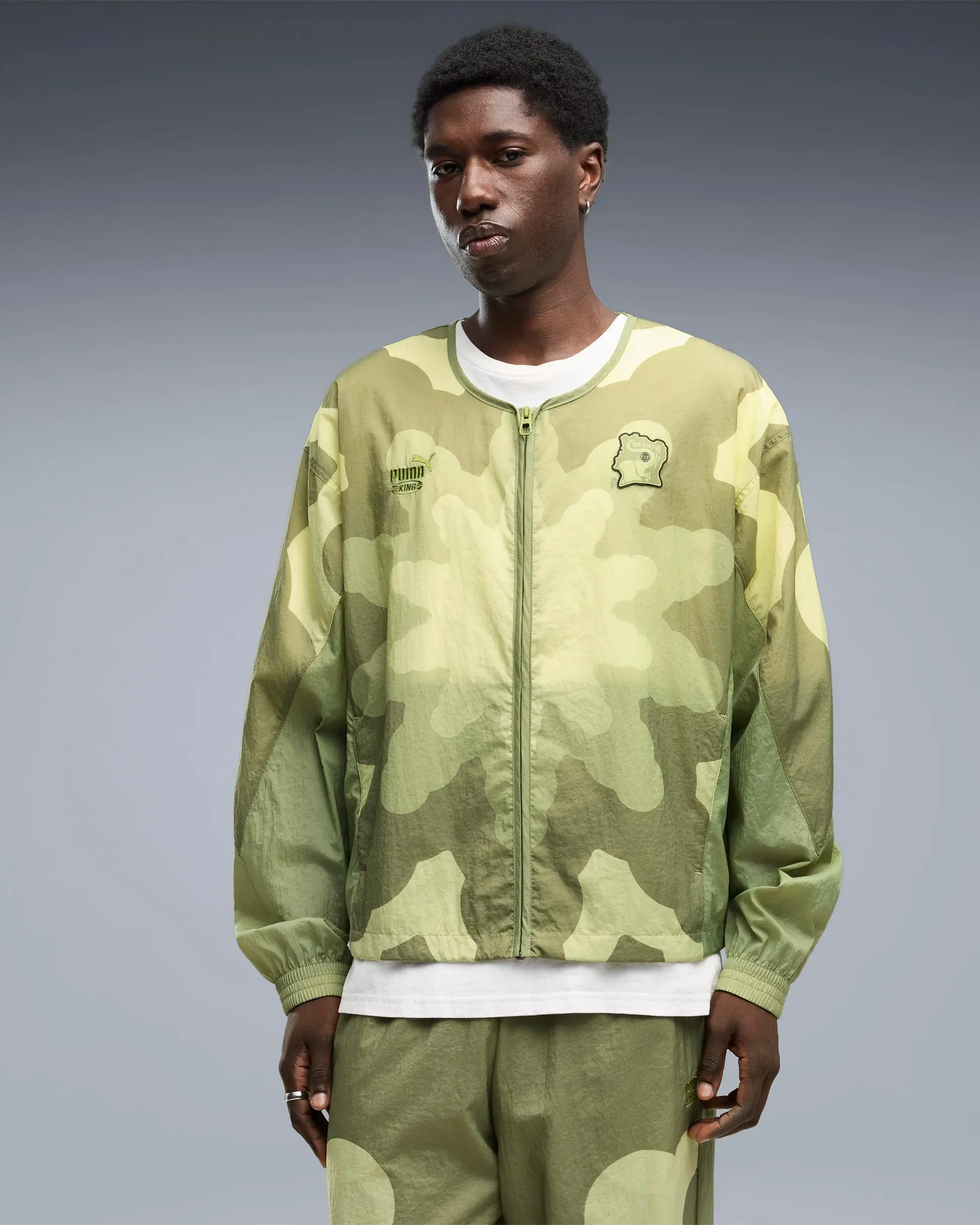 000000_Puma-x-Salehe-Bembury-x-Ivory-Coast-King-Logo-Relaxed-Track-Jacket_Vert_635123-25_img2