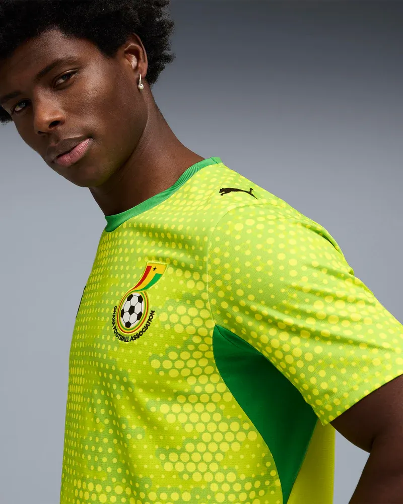 Salehe-Bembury-x-Ghana-x-Puma-Goalkeeper-Jersey-T-Shirt_Green_787099-88_img4