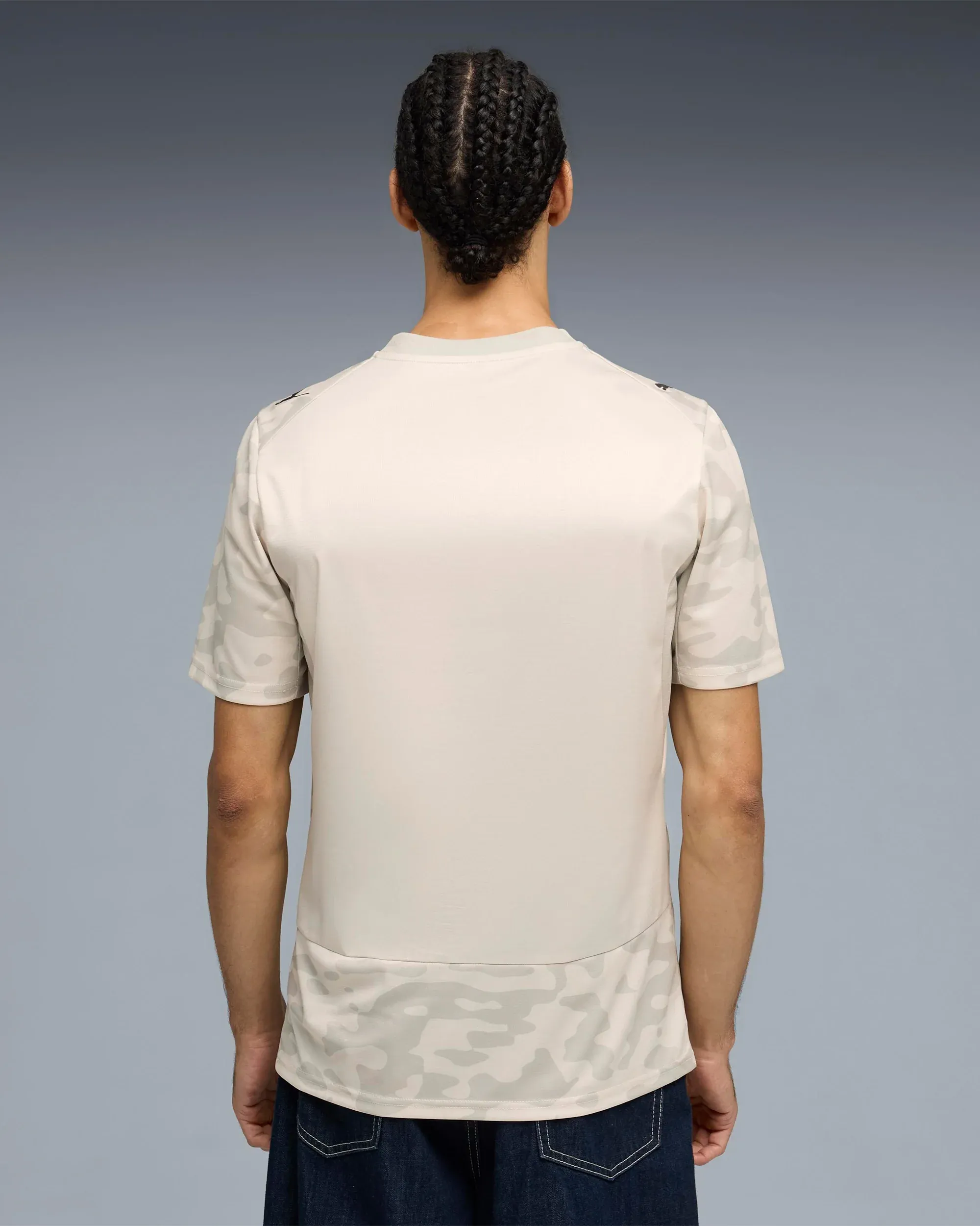 000000_Puma-x-Salehe-Bembury-x-Morocco-Goalkeepers-Logo-Jersey-T-Shirt_Alpine-Snow-Desert-Dust_787107-86_img3