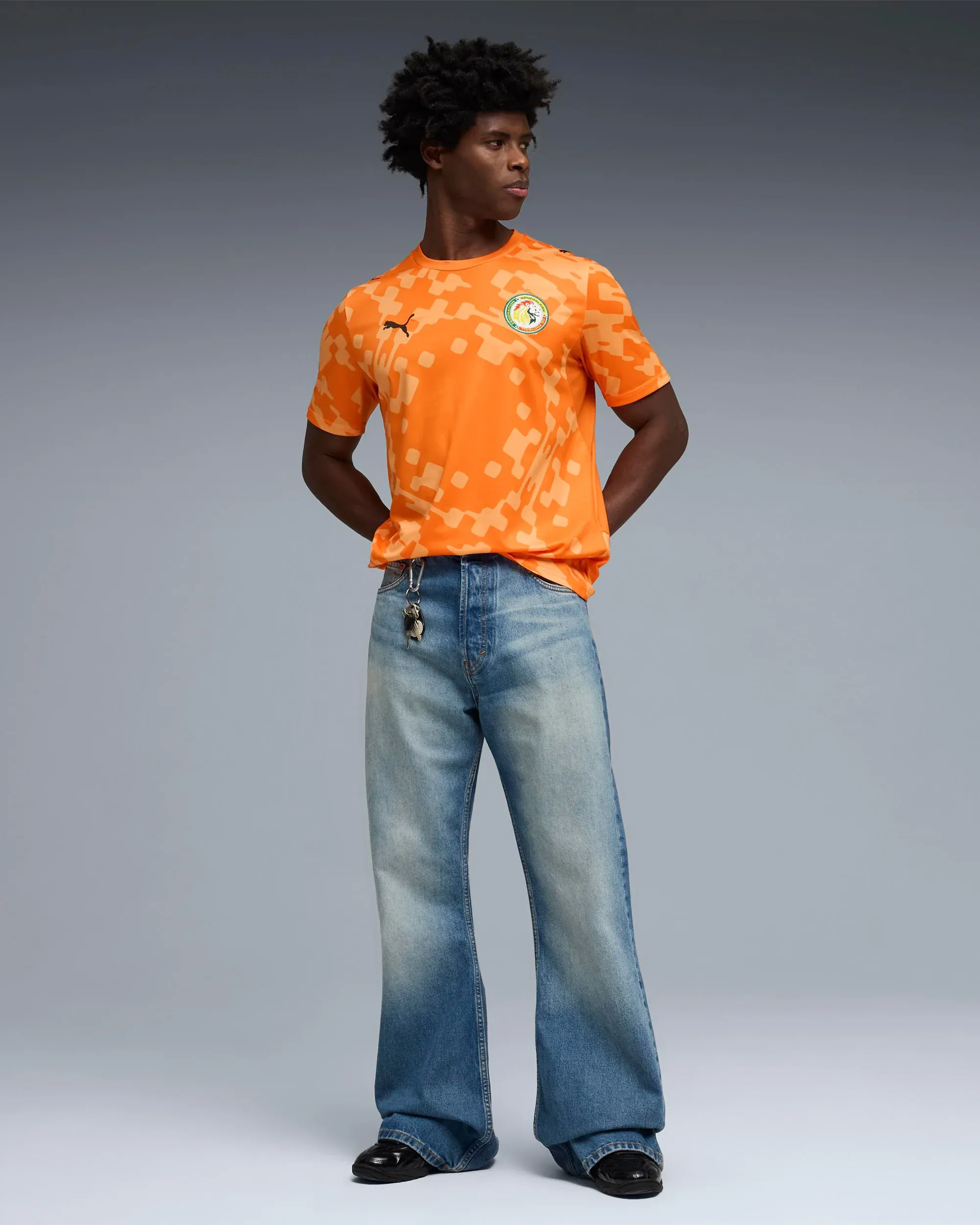 000000_Puma-x-Salehe-Bembury-x-Senegal-Goalkeepers-Logo-Jersey-T-Shirt_Orange_787109-87_img2