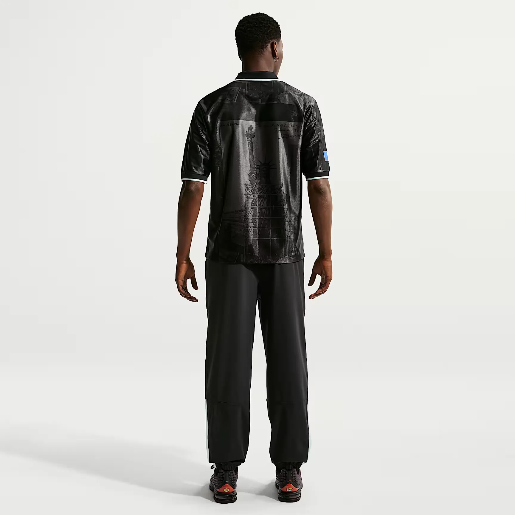 000000_Nike-Dri-FIT-FFF-Energy-Short-Sleeve-Football-Top_Anthracite-Igloo-Metallic-Copper_IH1867-060_img4