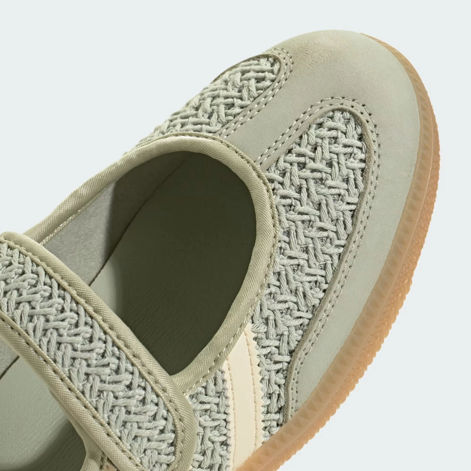 000000_adidas-Samba-Jane-WMNS_Halo-Green-Warm-Vanilla_LA7837_img8