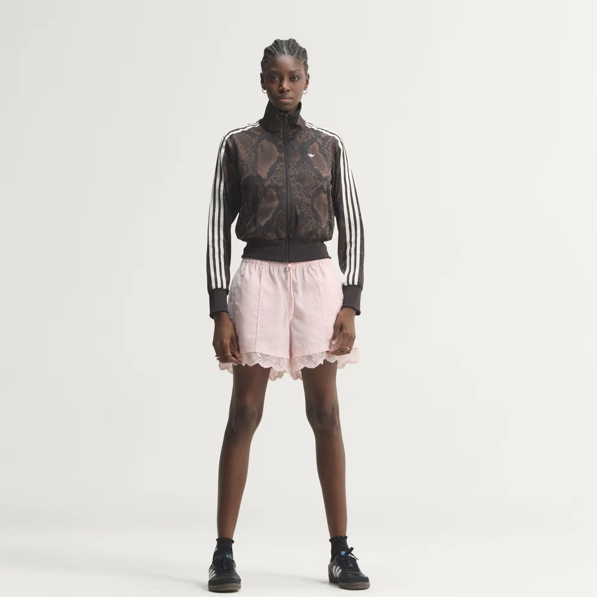 000000_adidas-Firebird-Satin-Track-Jacket-WMNS_Earth-Strata-Aurora-Coffee_KX1884_img7