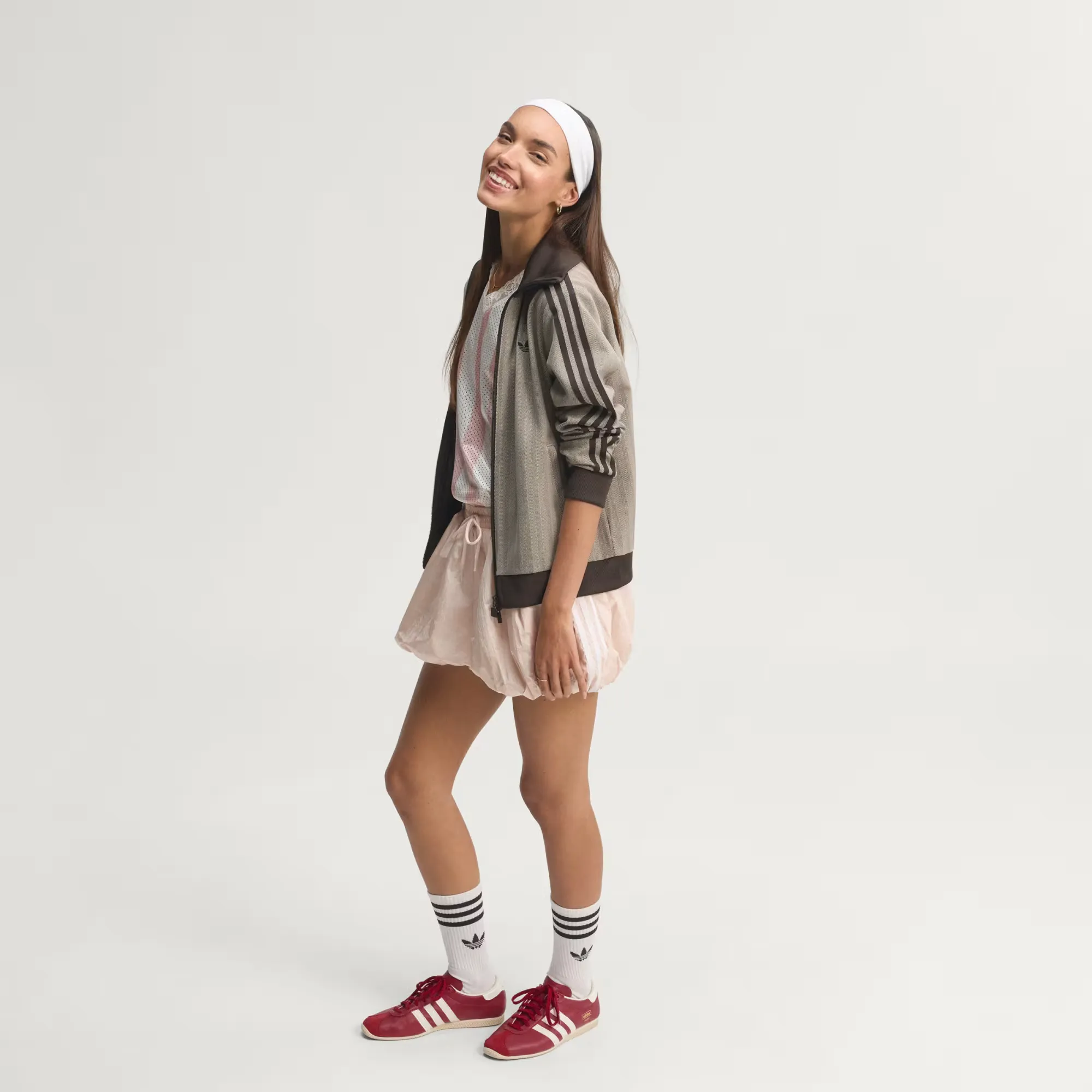 000000_adidas-Tweed-OG-Track-Jacket-WMNS_Light-Brown_KX1868_img4