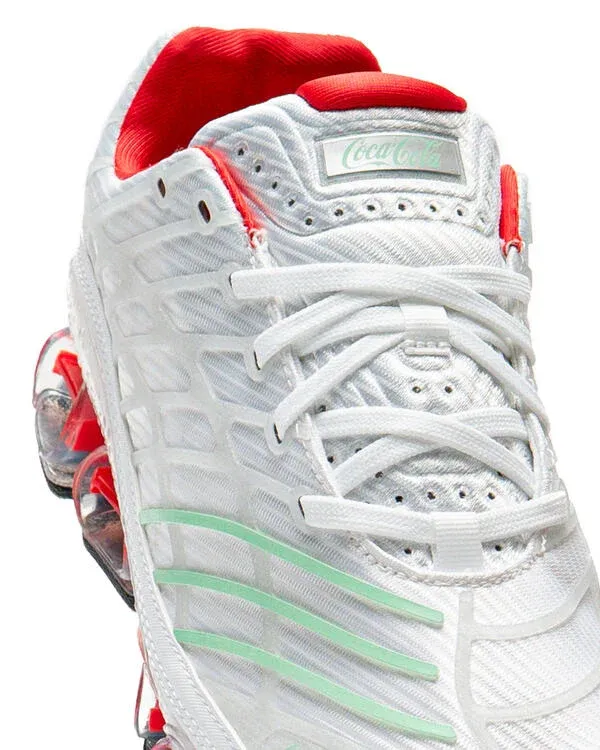 000000_adidas-Originals-x-Coca-Cola-MEGARIDE-F50_White_KH6896_img5