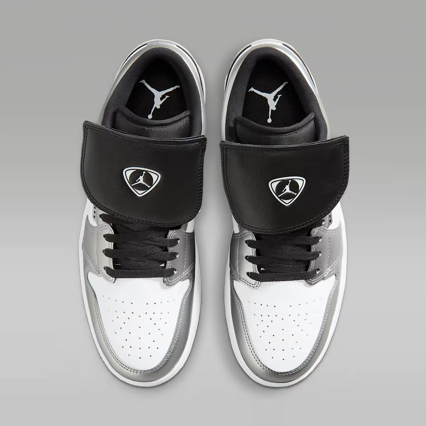000000_Air-Jordan-1-Low-SE_Tiempo_IR2278-100_img3