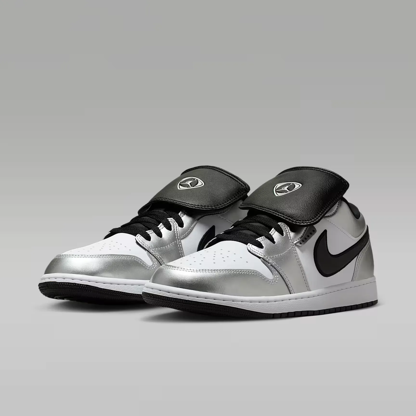 000000_Air-Jordan-1-Low-SE_Tiempo_IR2278-100_img4