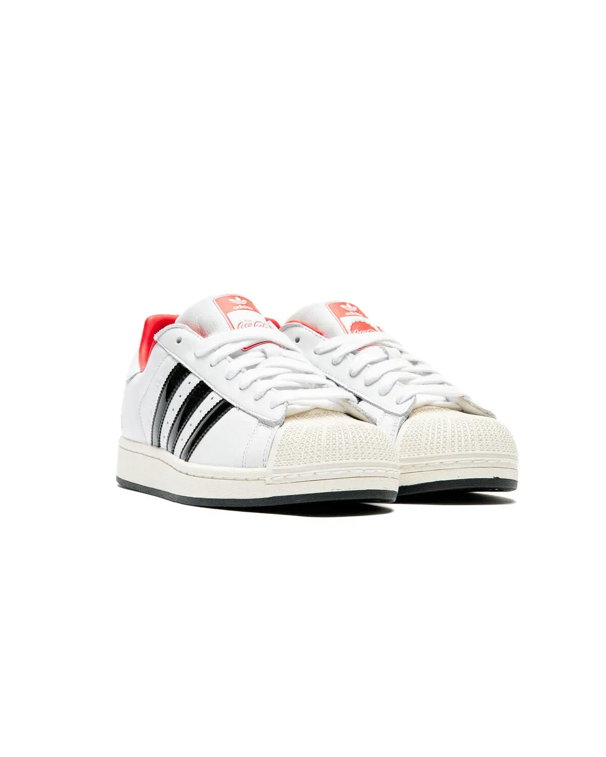 000000_Coca-Cola-x-adidas-Superstar-II_White-Core-Black-Red_KH6888_img2
