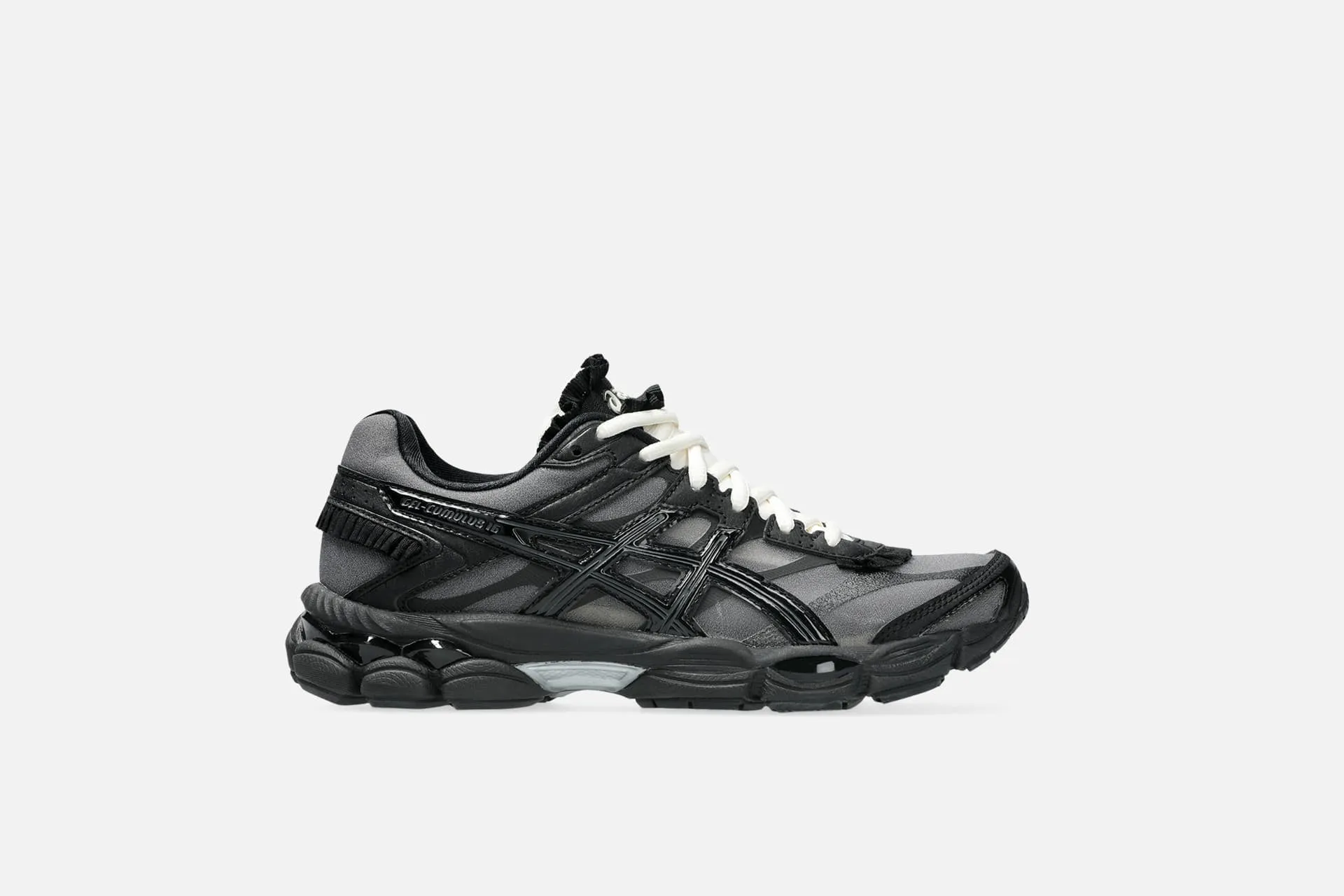 000000_Griff-x-Asics-GEL-Cumulus-16_Black-Black_1203B038-001_img0