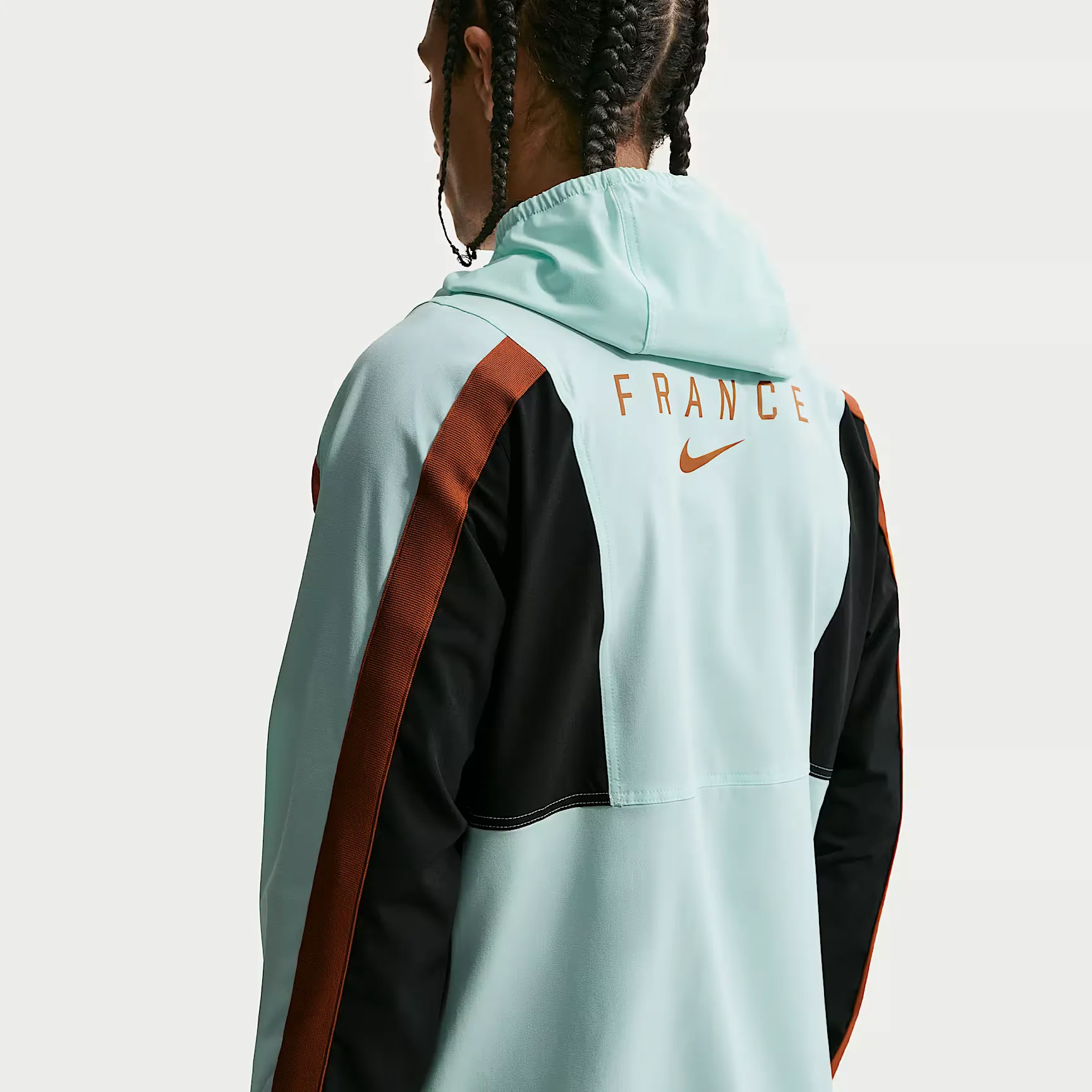 000000_Nike-Dri-FIT-FFF-Energy-Jacket_Igloo-Noir-Dark-Russet_IH1875-393_img1