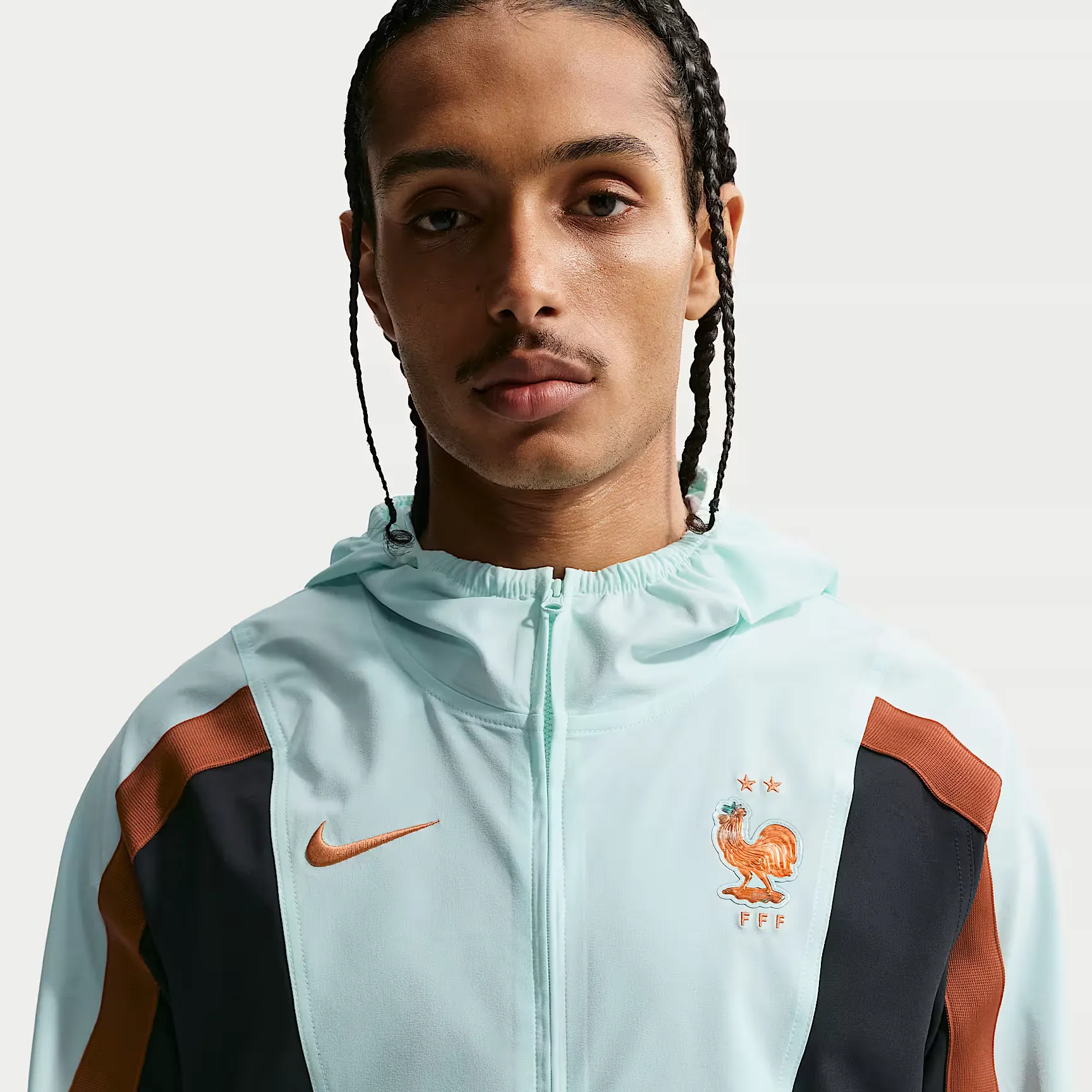 000000_Nike-Dri-FIT-FFF-Energy-Jacket_Igloo-Noir-Dark-Russet_IH1875-393_img2